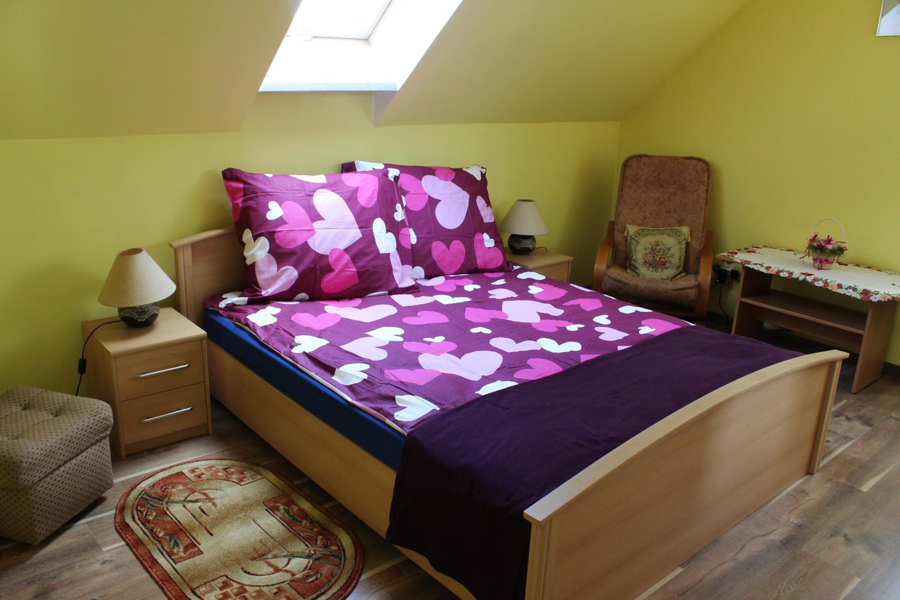 Double Room with Shared Bathroom photo 2