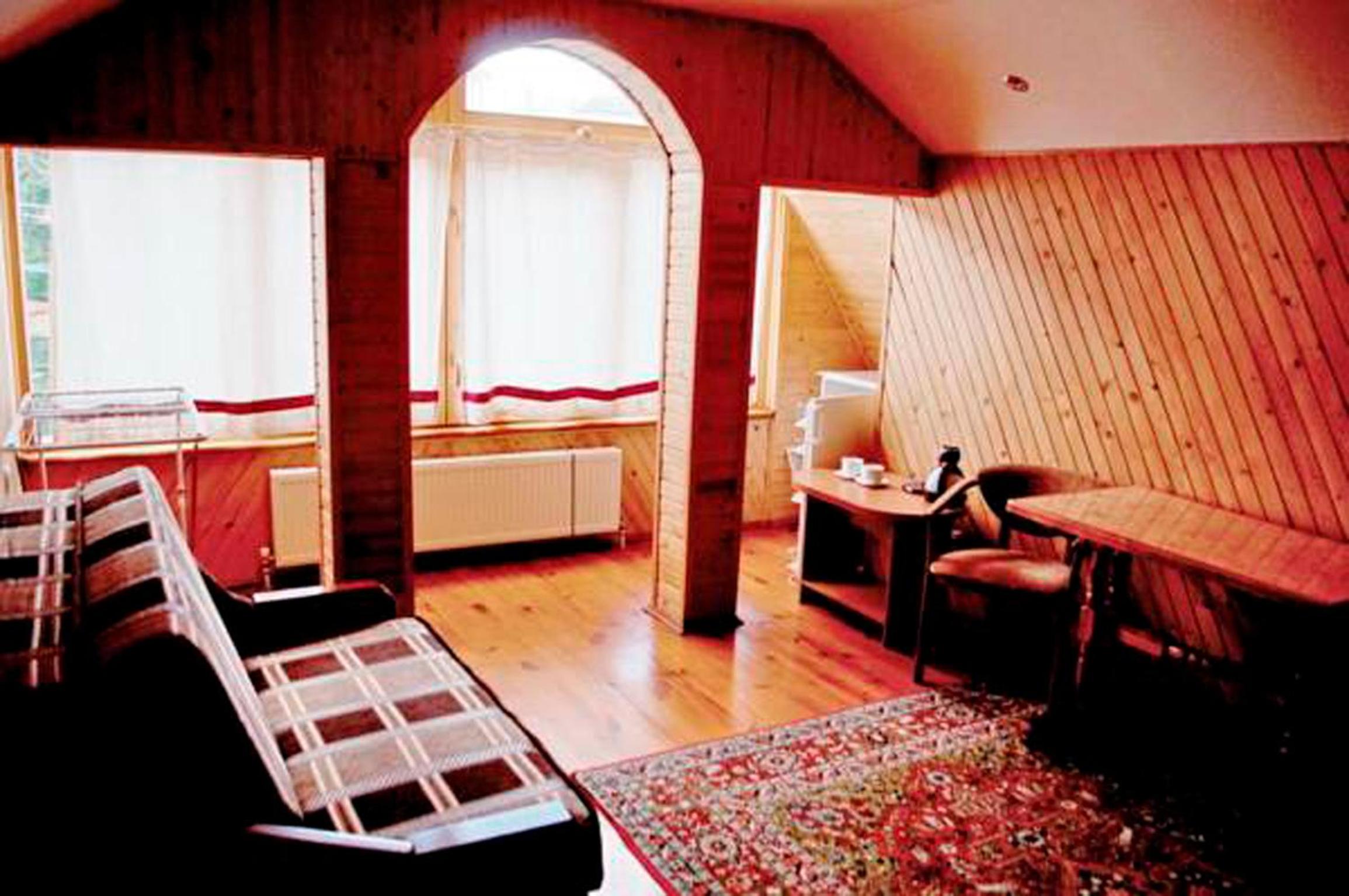 Deluxe Double Room with Bath photo 3