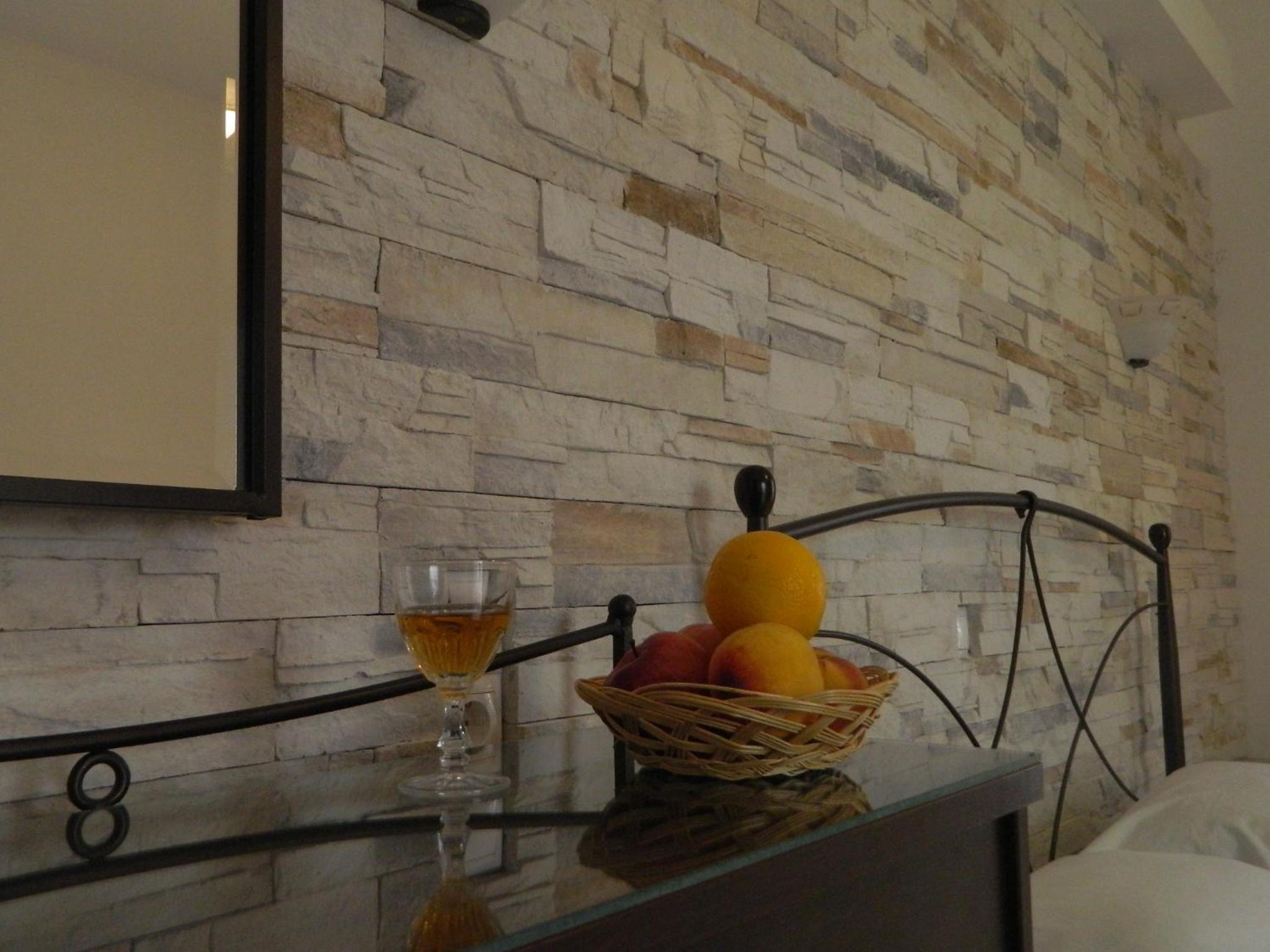 Double Room - Photo 11