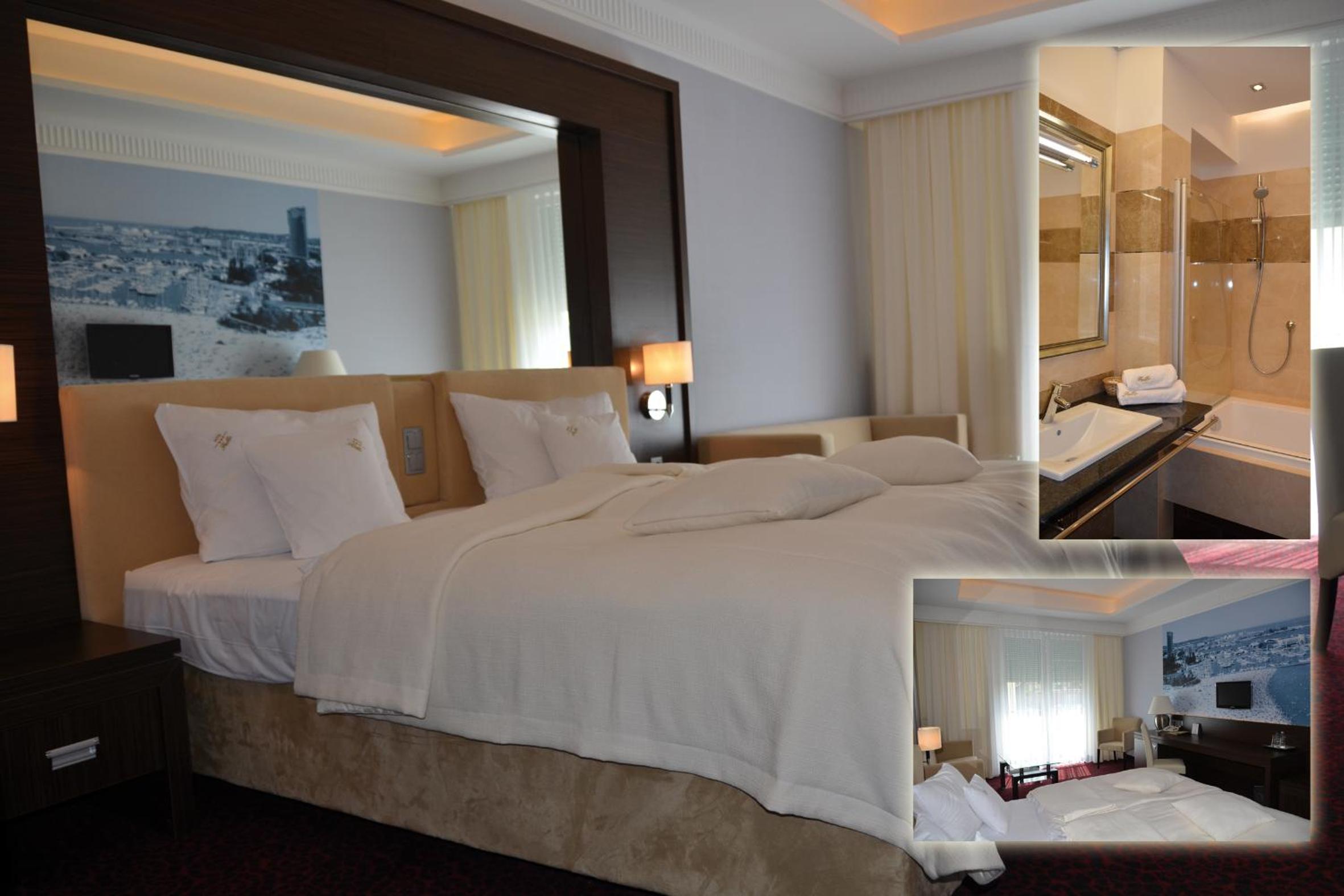 Double or Twin Room photo 2