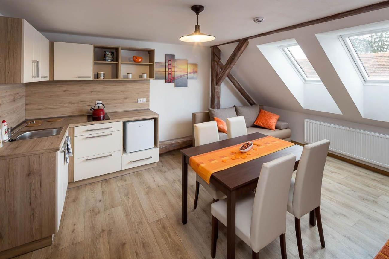 Apartment - Photo 3