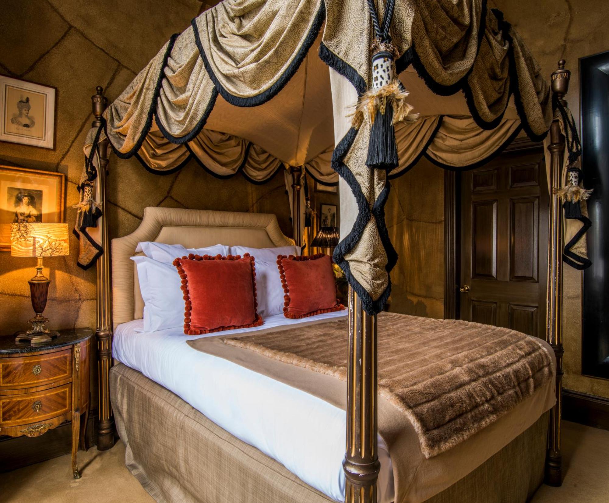 Gallery Suite photo 2