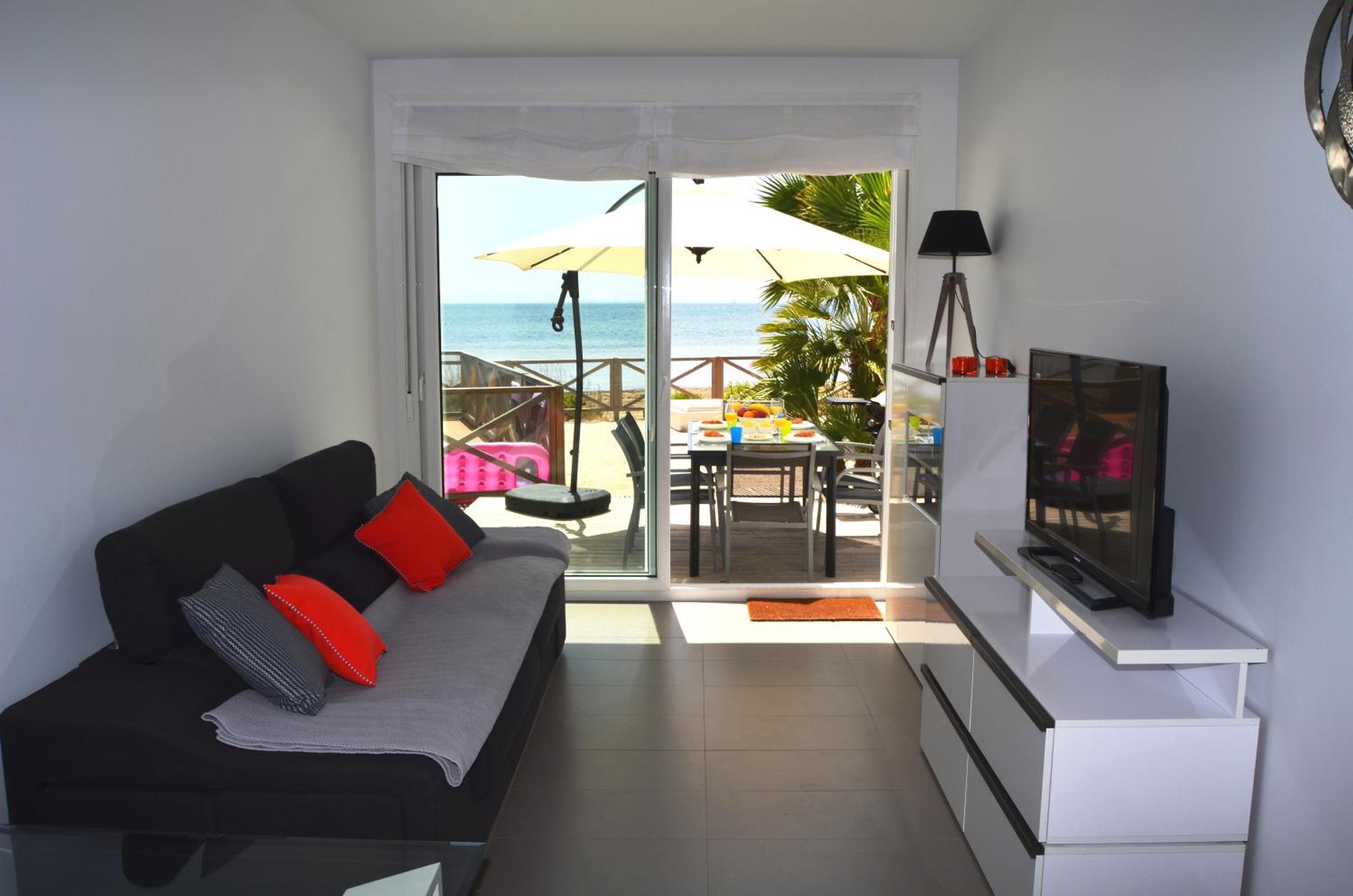 Apartment with Sea View photo 2