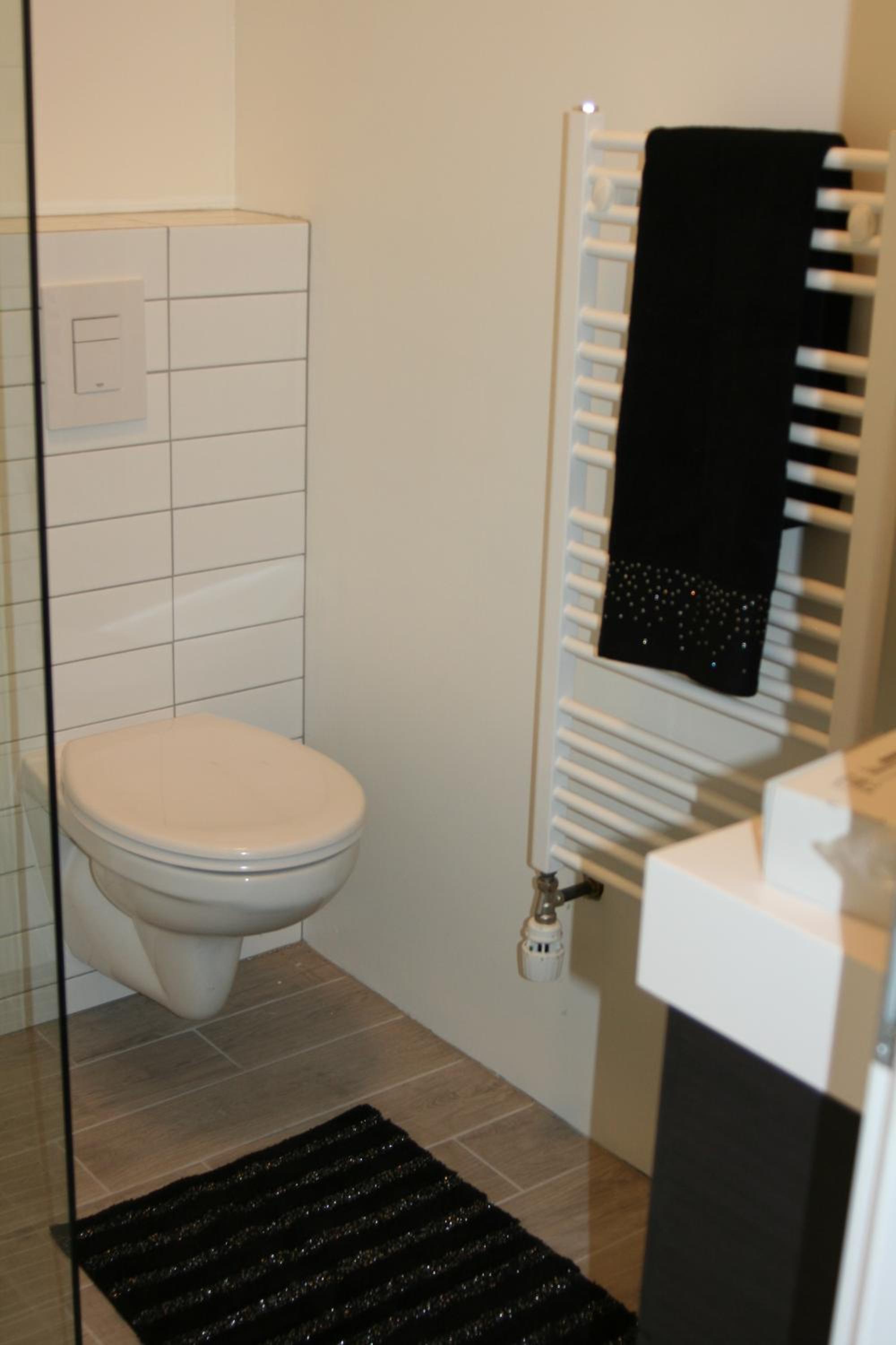Studio (4 Adults) - Photo 11