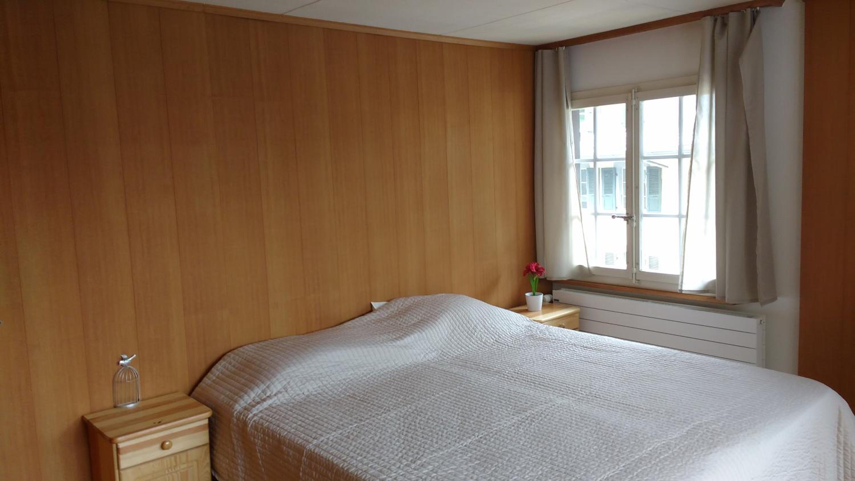 Double Room with Shared Bathroom photo 2