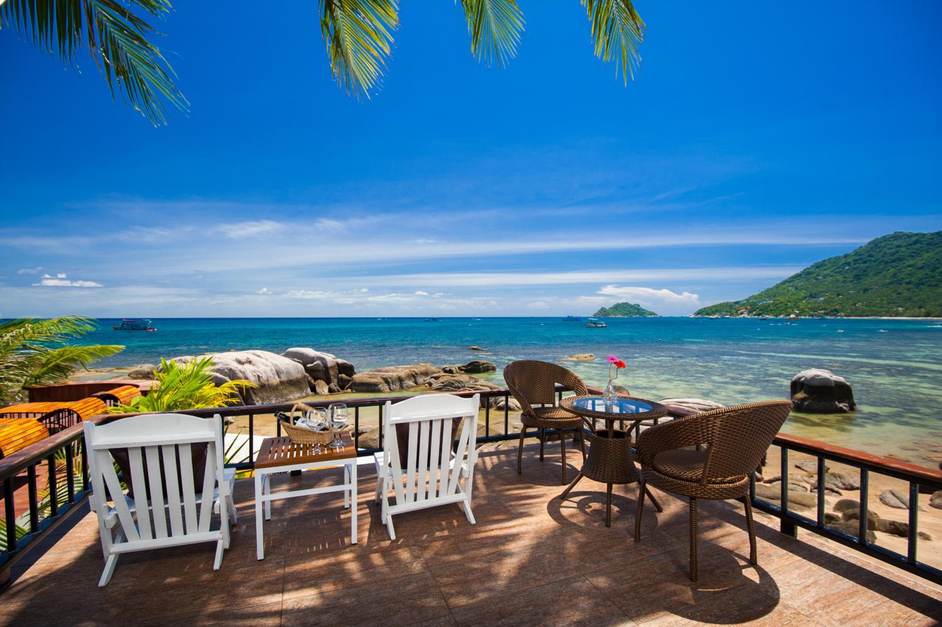 Family Room with Sea View - Photo 10