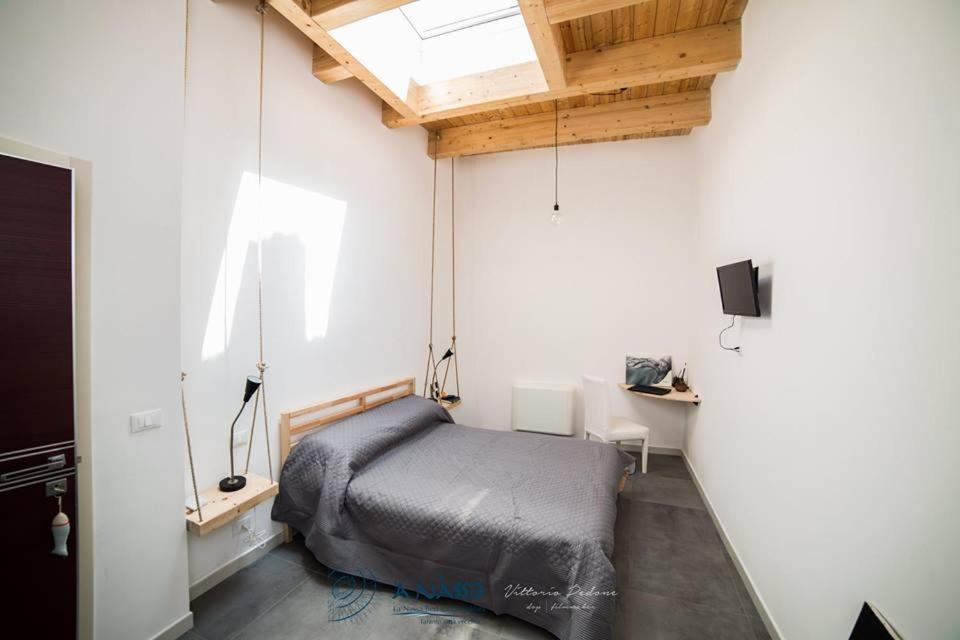 Double Room with Private Bathroom - Photo 1
