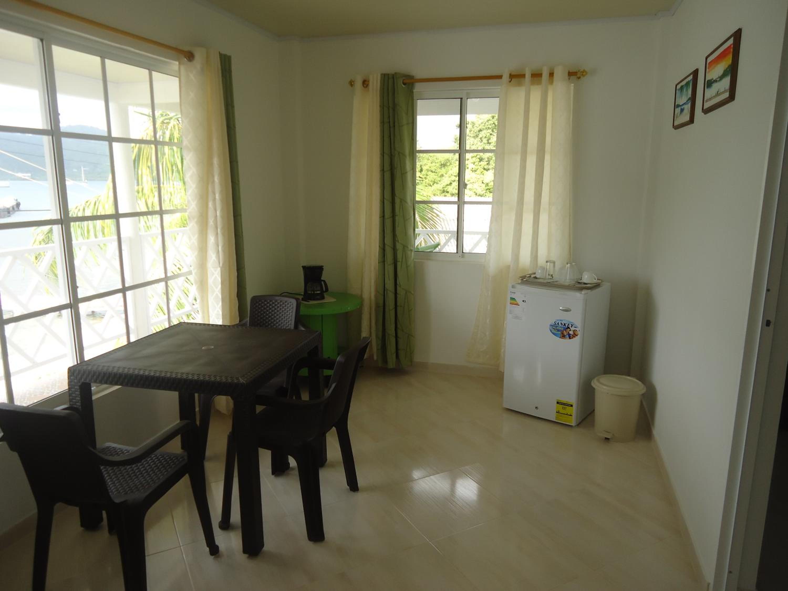 Double Room with Balcony and Sea View photo 2
