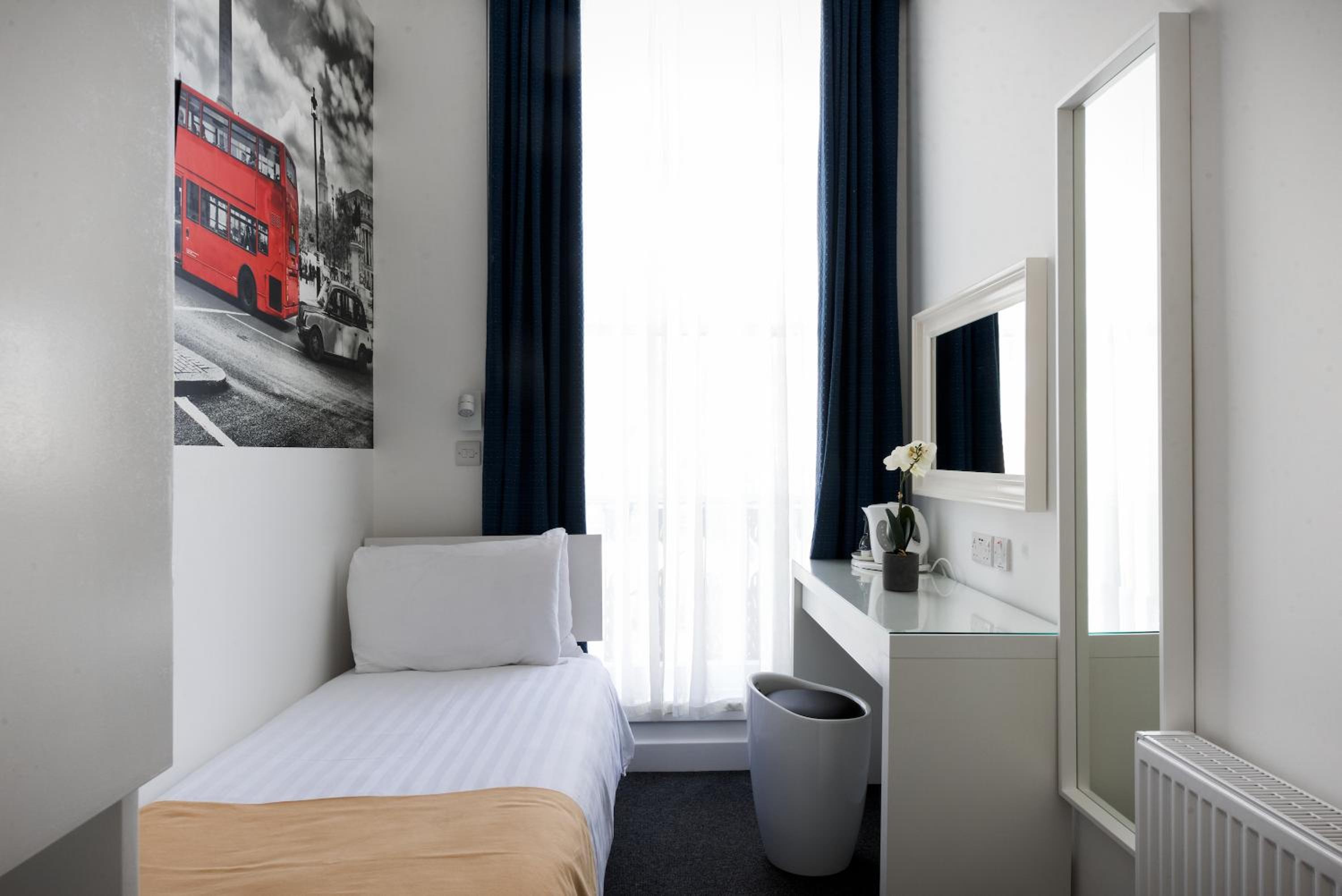 Single Room photo 1