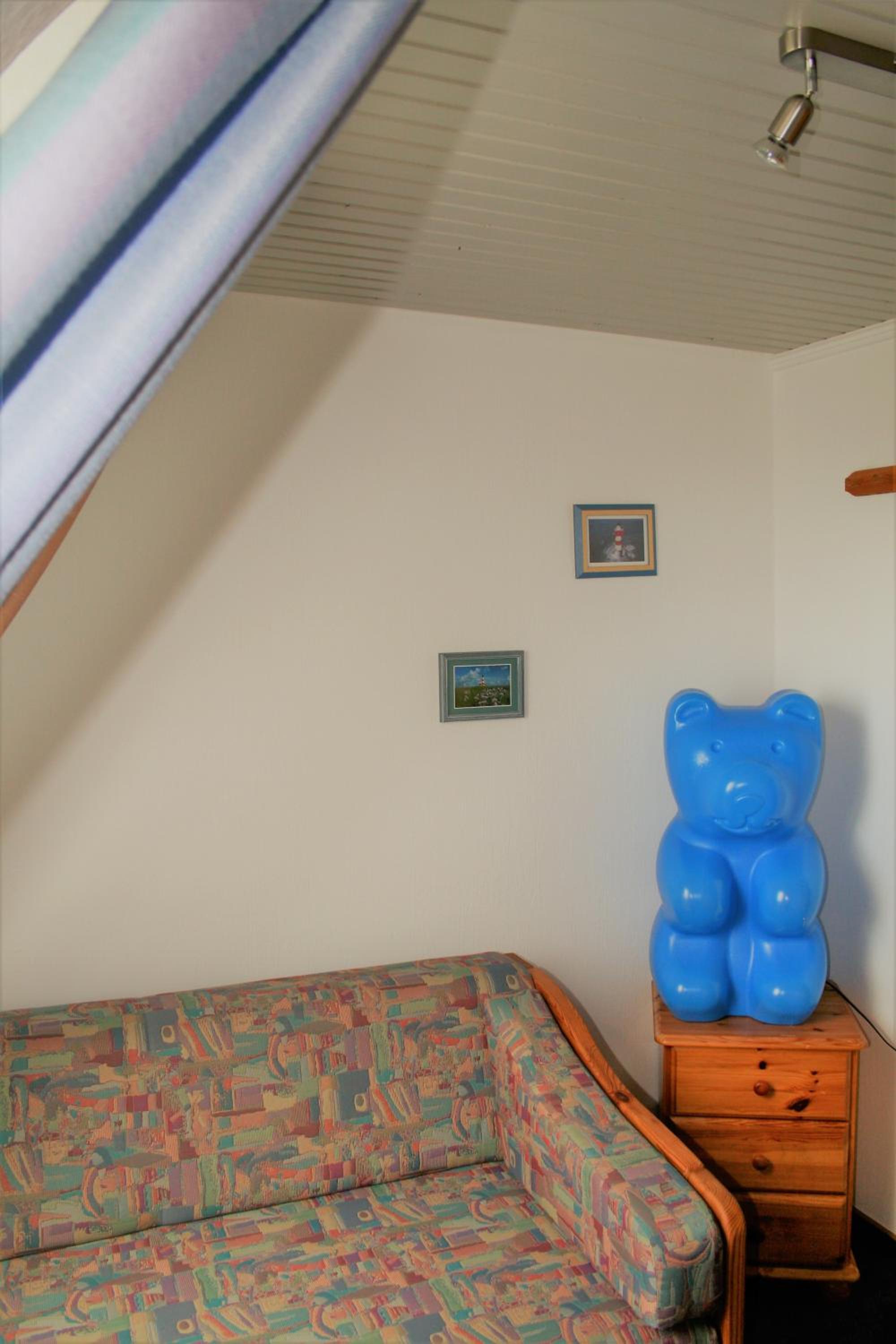 Three-Bedroom Apartment - Photo 27