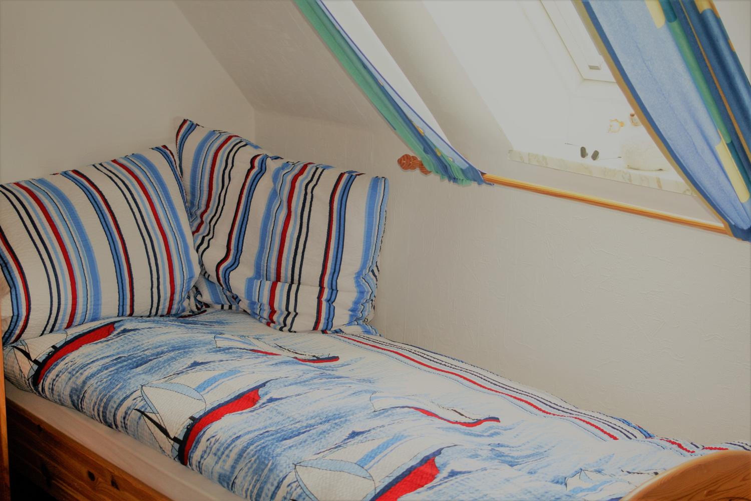Three-Bedroom Apartment - Photo 29