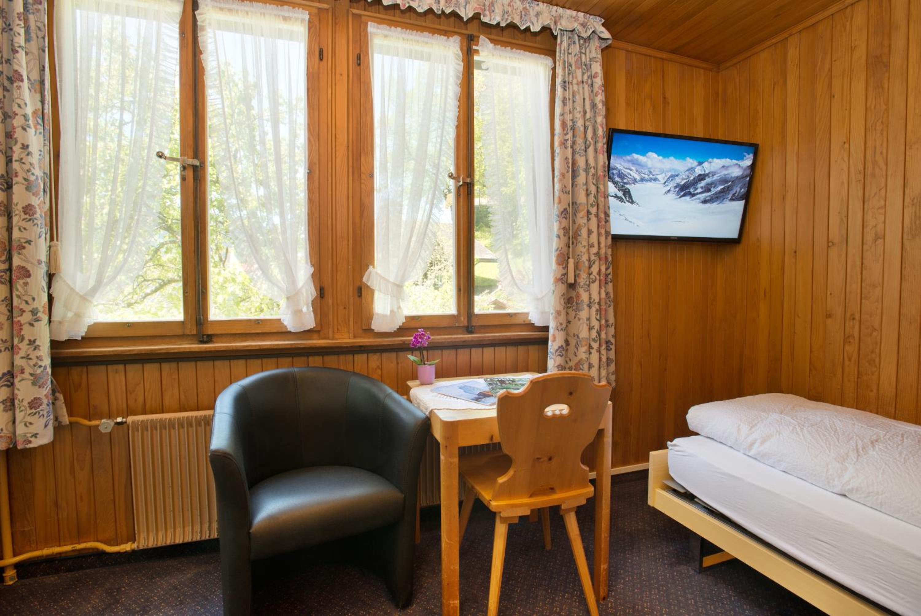 Standard Single Room photo 2