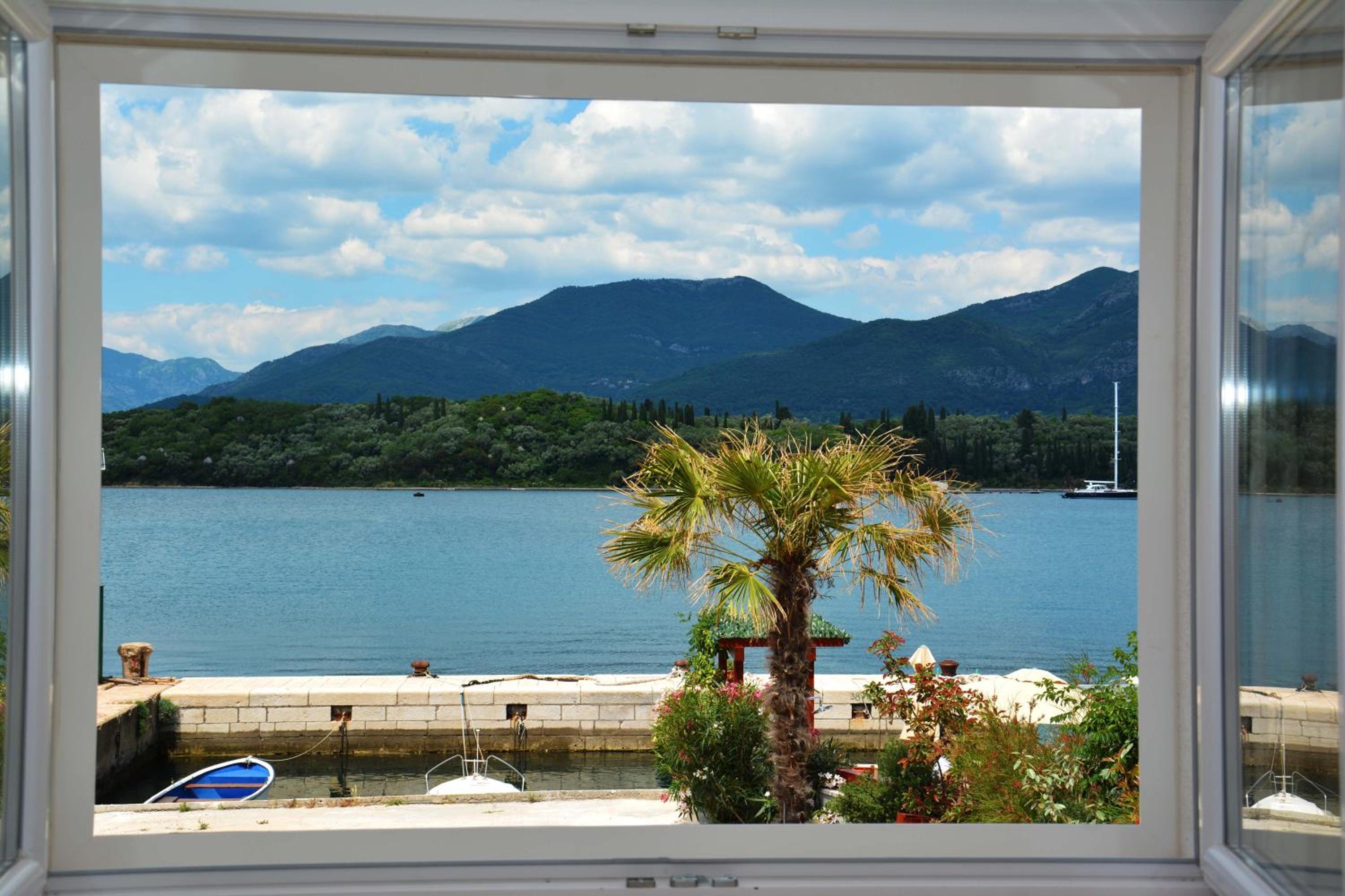 Double Room with Sea View photo 2