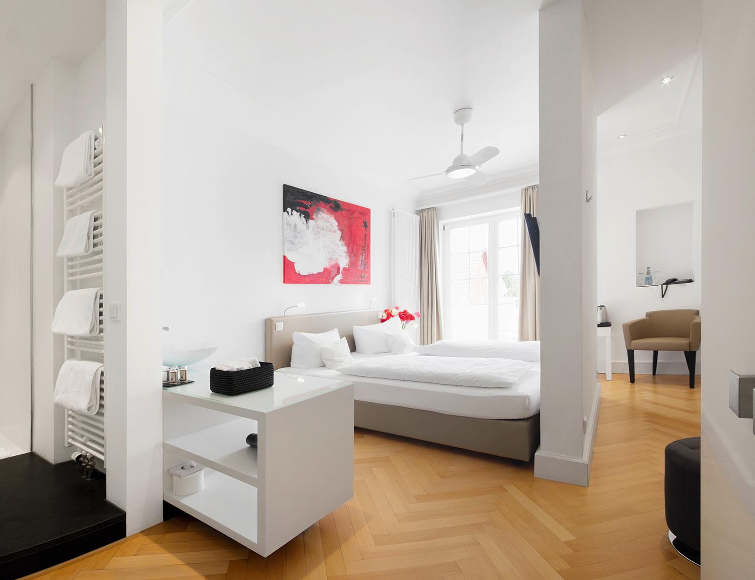 Standard Double Room - Photo 3