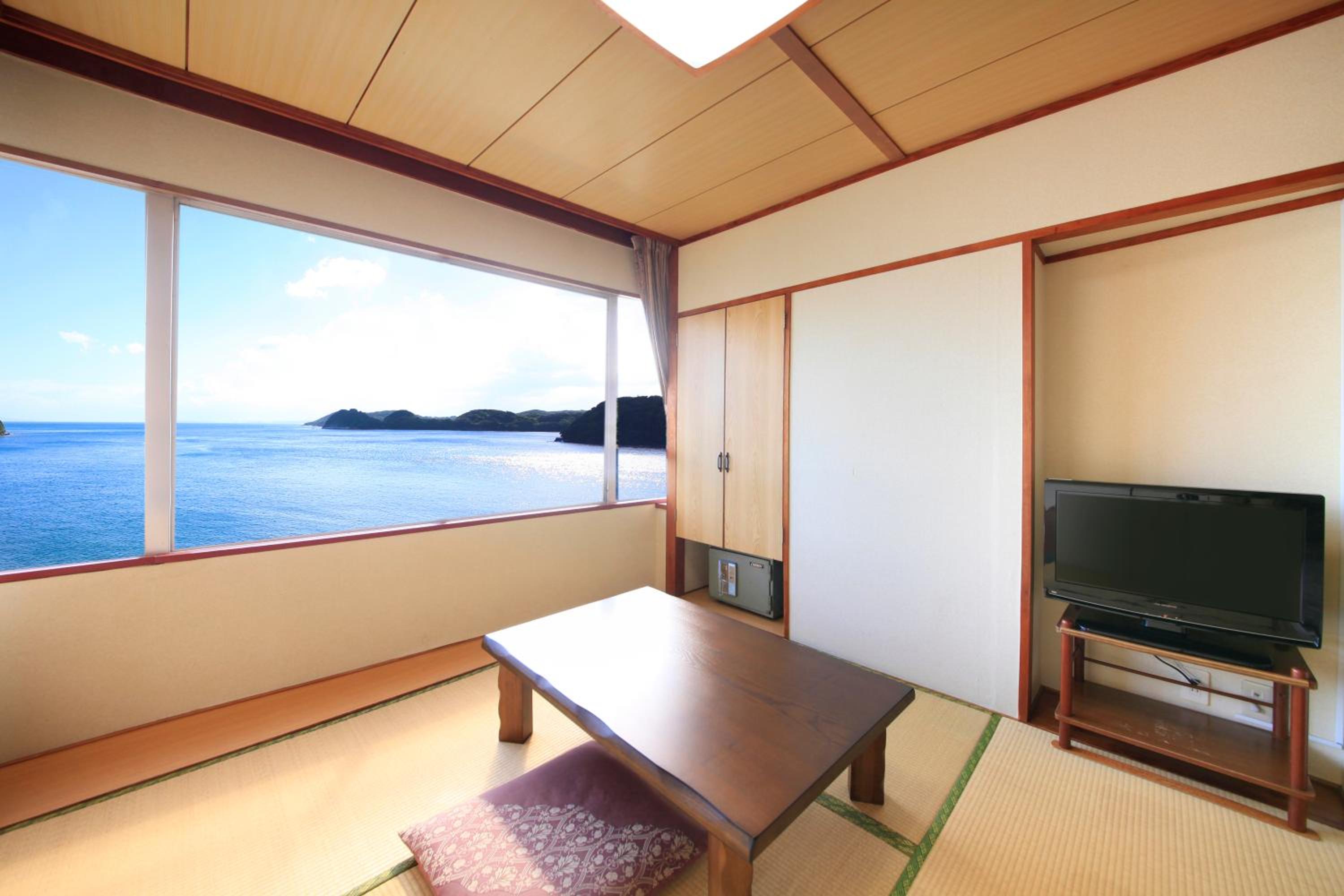 Standard Room with Tatami Area - Photo 7