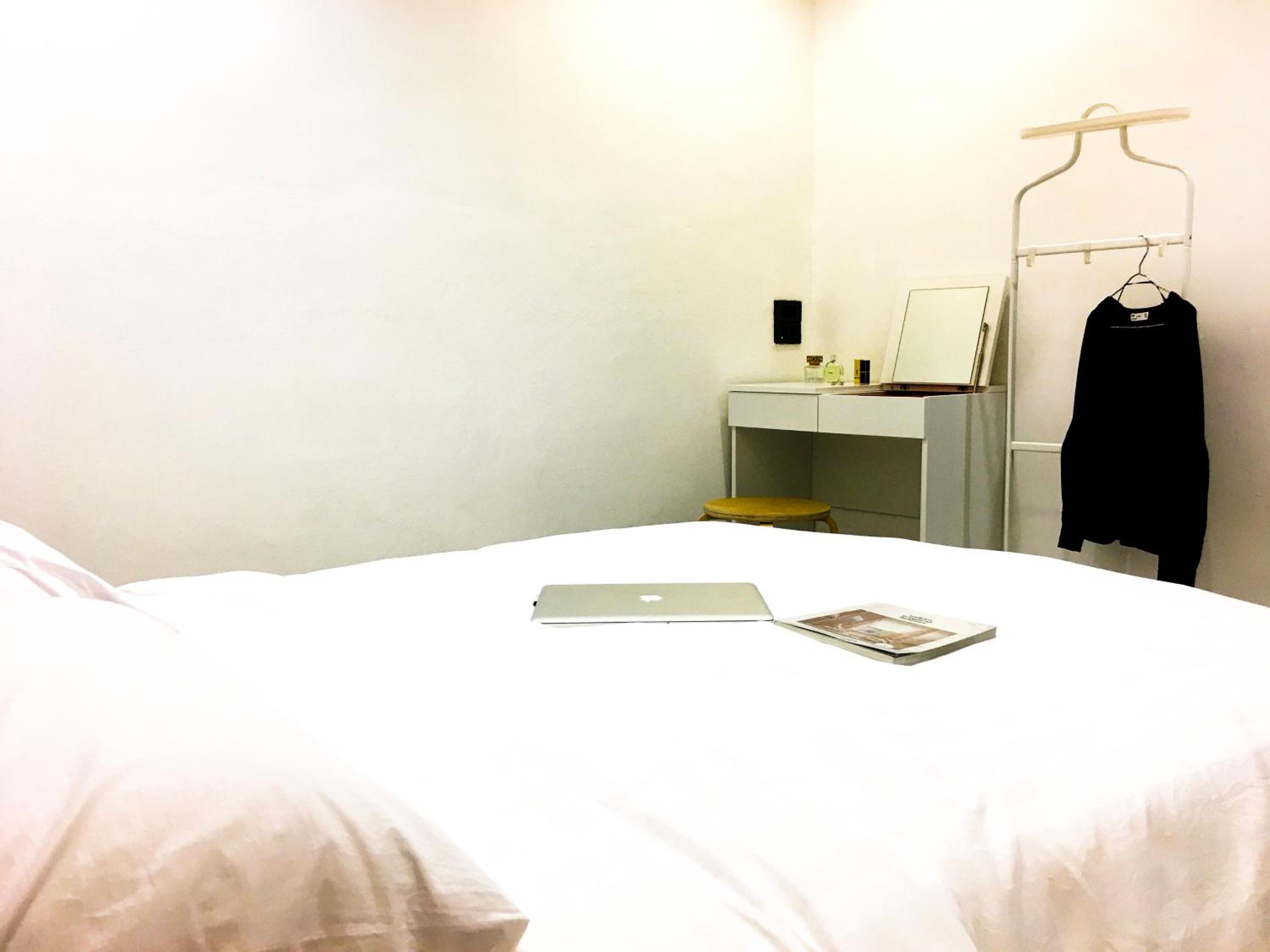 Standard Double Room with Shared Bathroom (No window) photo 3