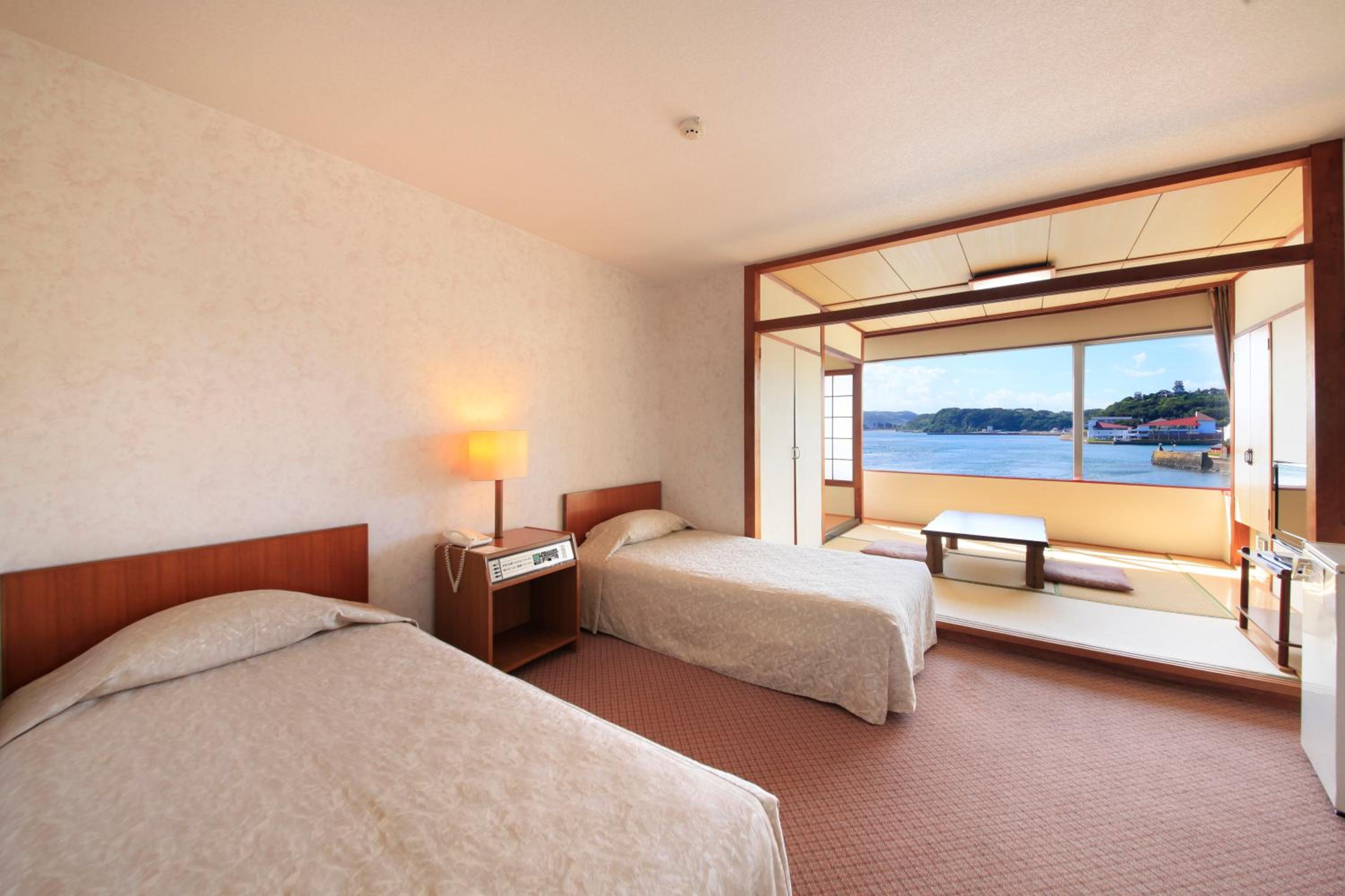 Standard Room with Tatami Area - Photo 3