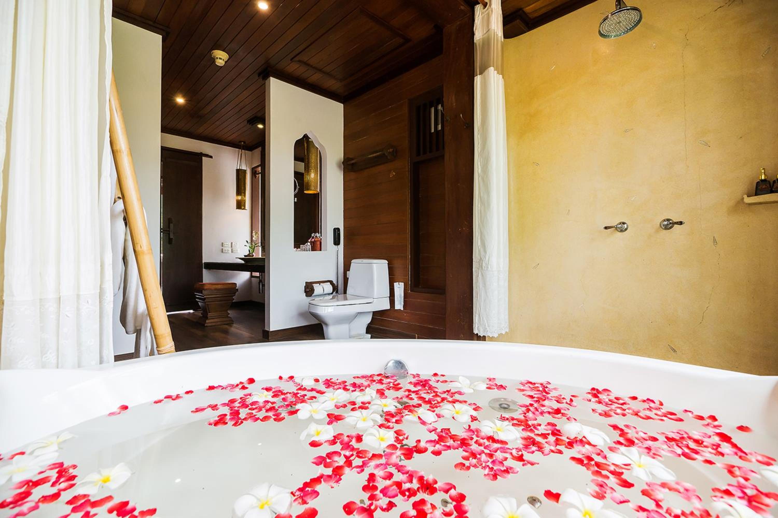 Royal Suite with Garden View - Photo 3