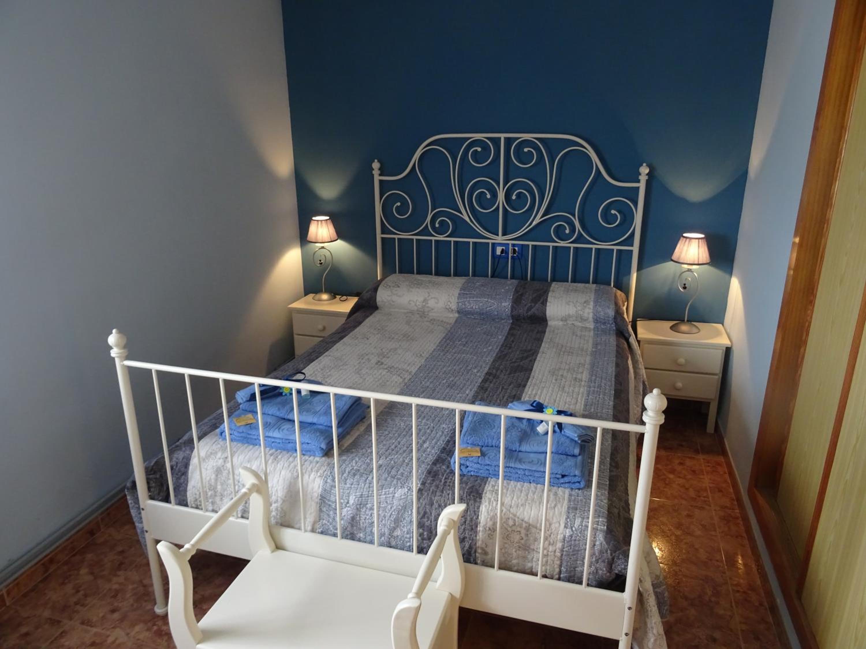 Casa adosada de tres habitaciones