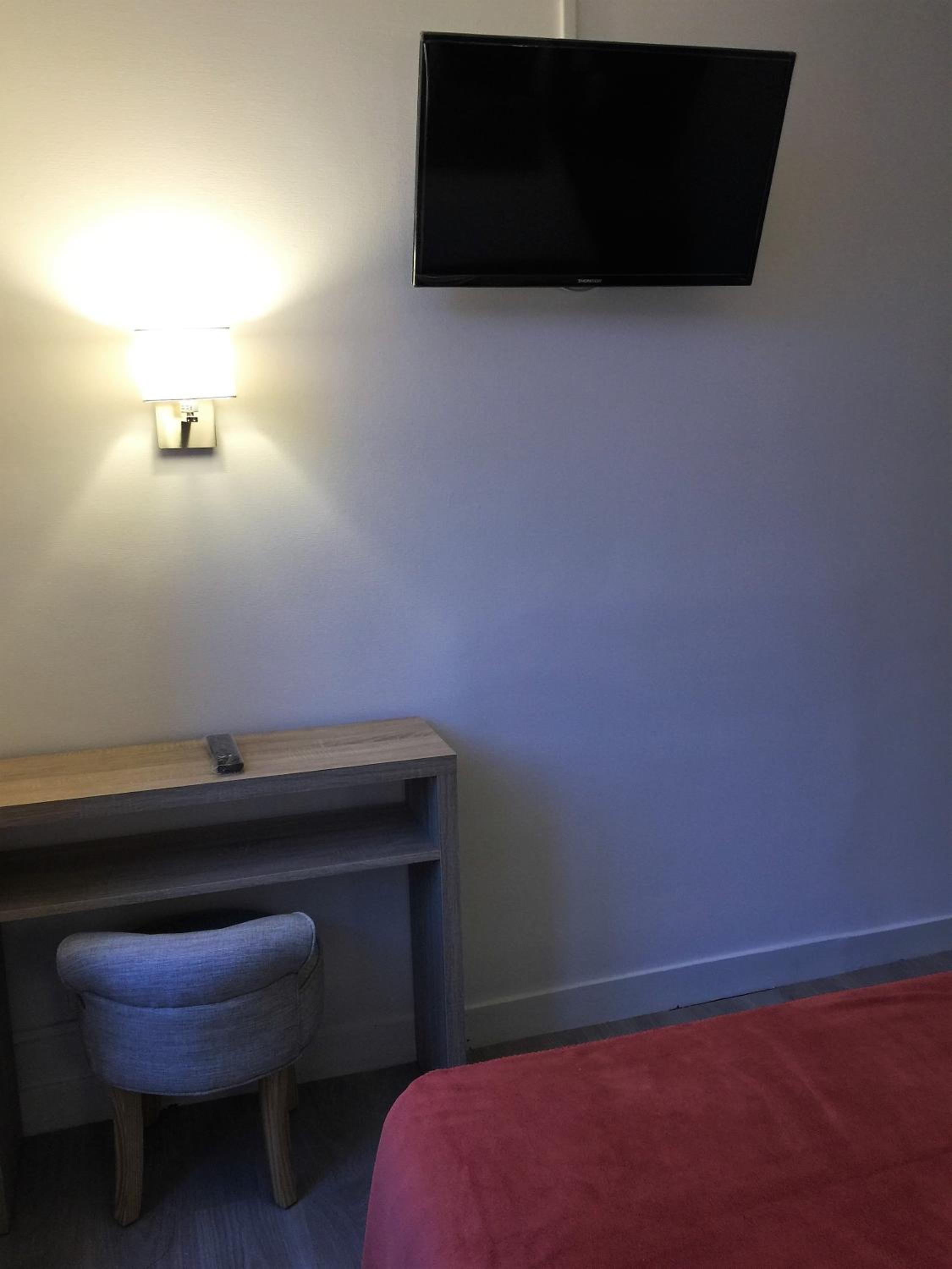 Small Double Room - Photo 7