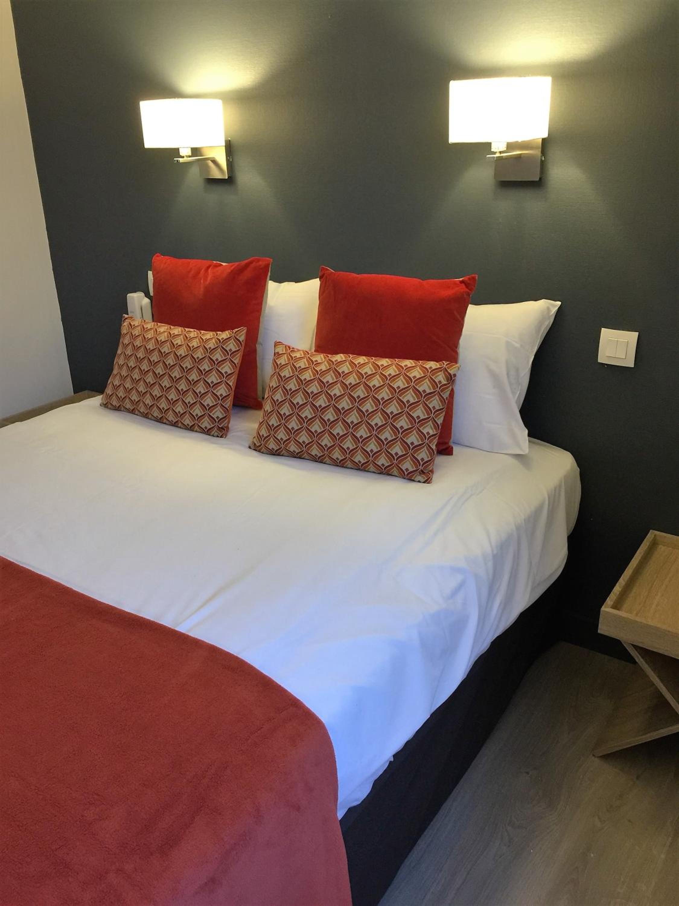 Small Double Room - Photo 5