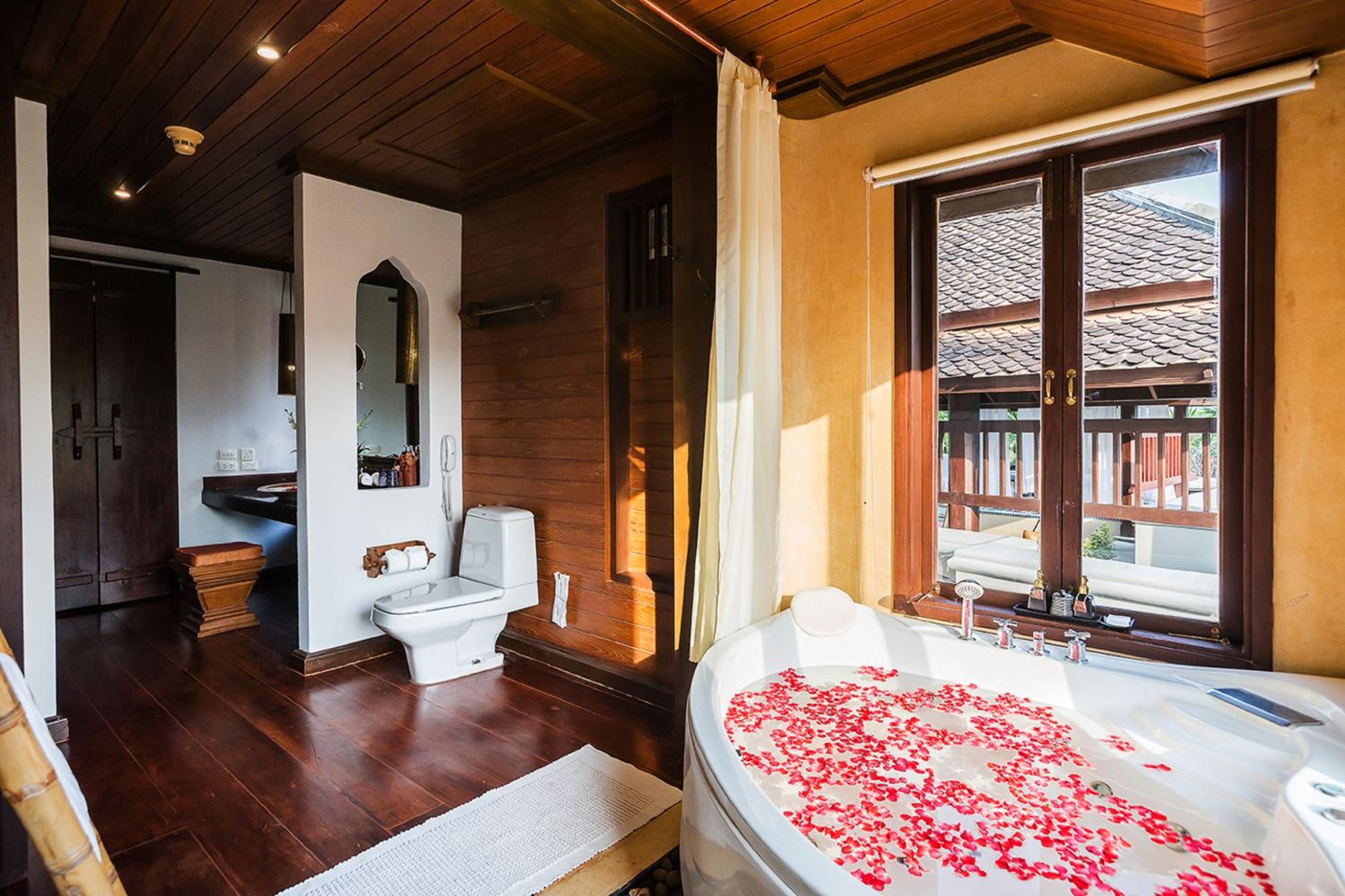 Royal Suite with Sea View - Photo 6