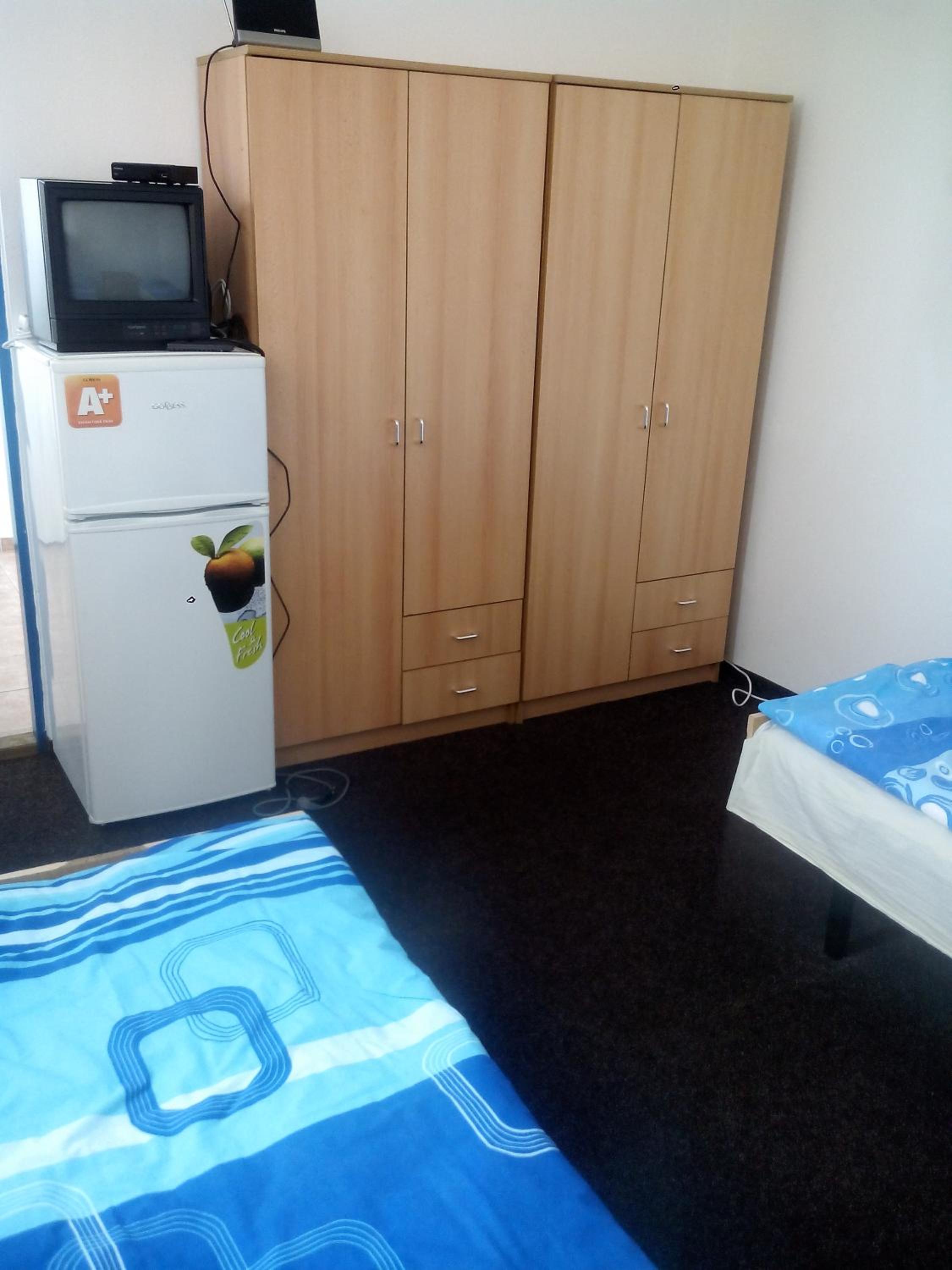 Standard Twin Room with Shared Bathroom photo 3