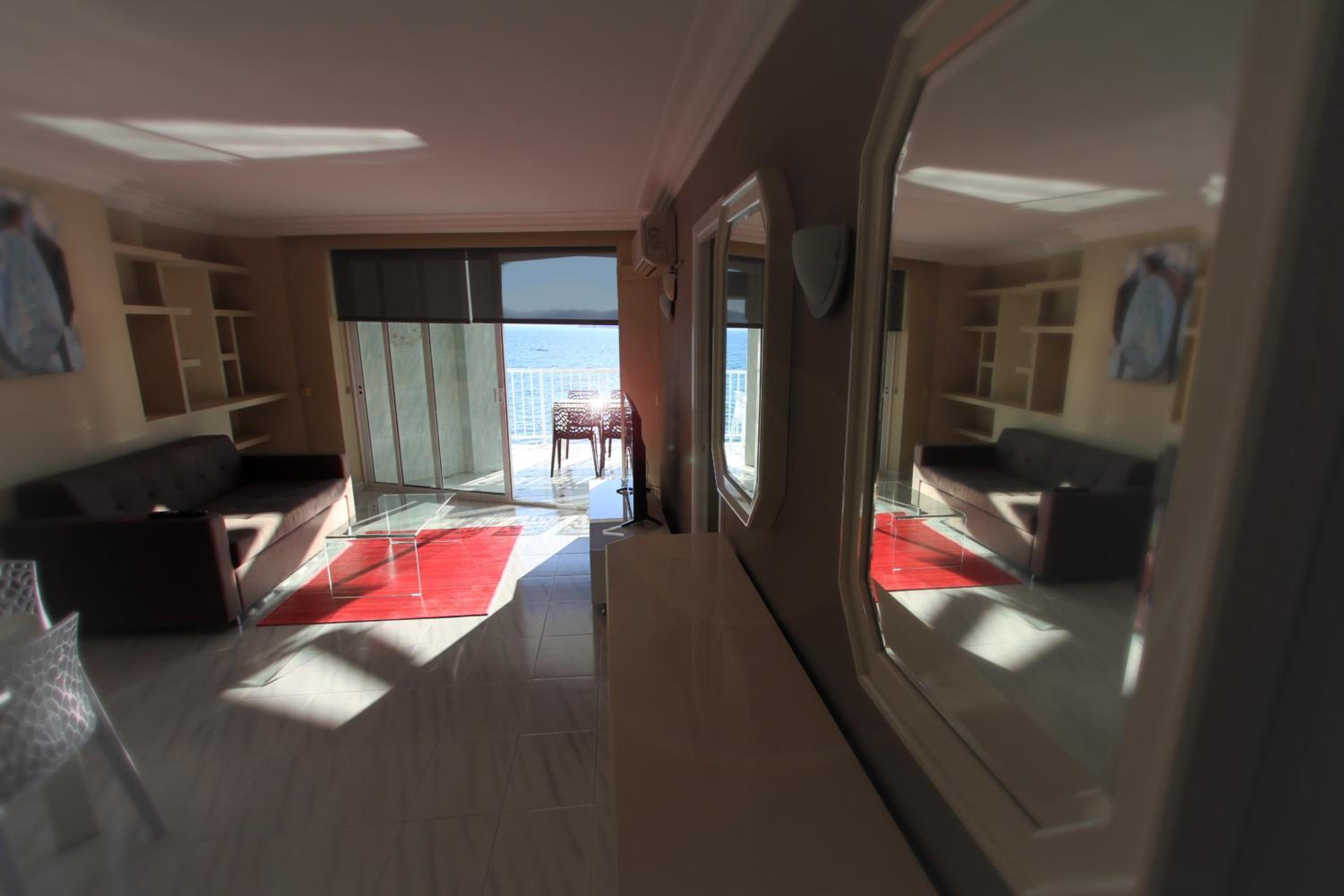 Apartamento con vista al mar