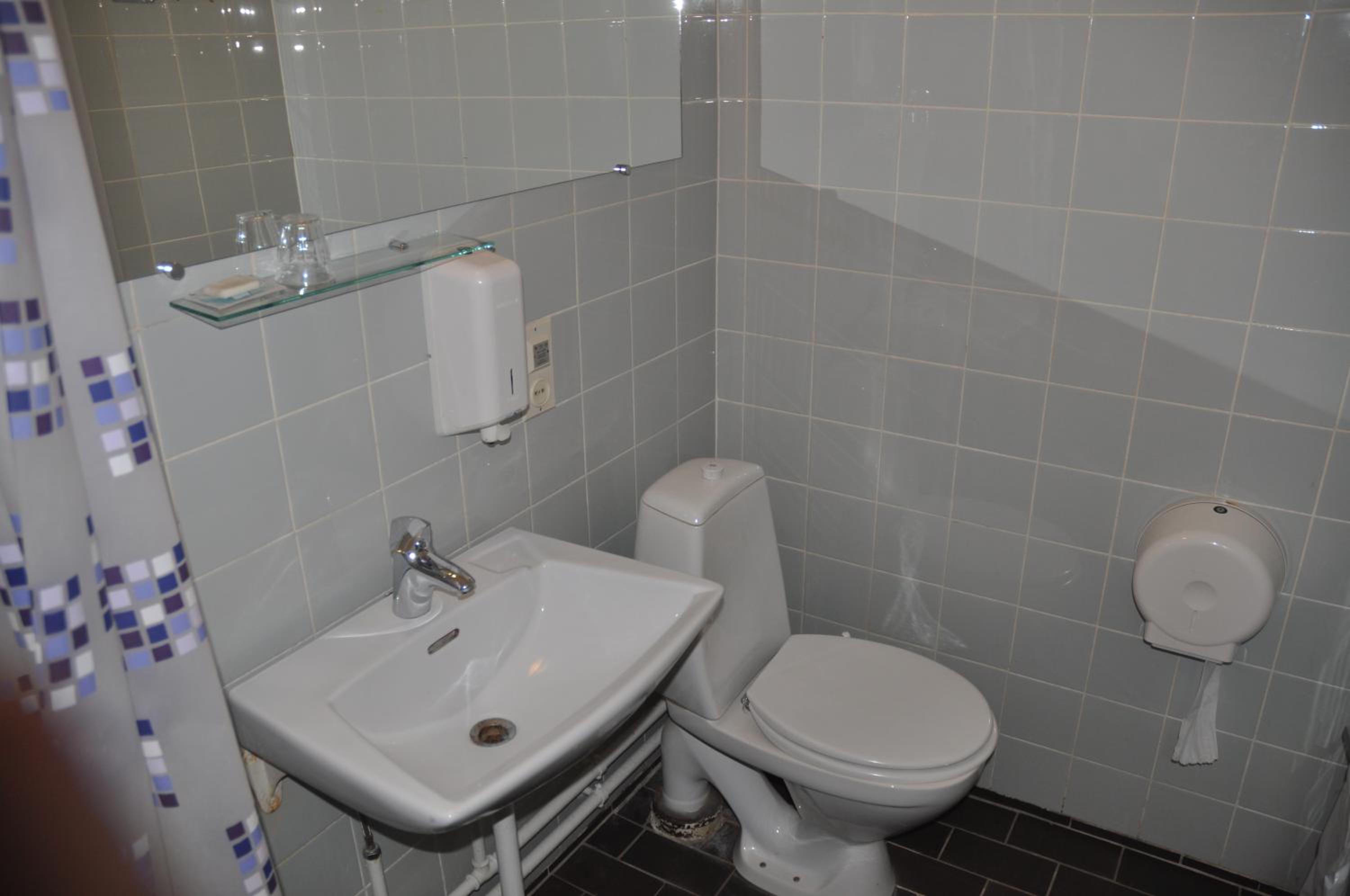 Single Room photo 3