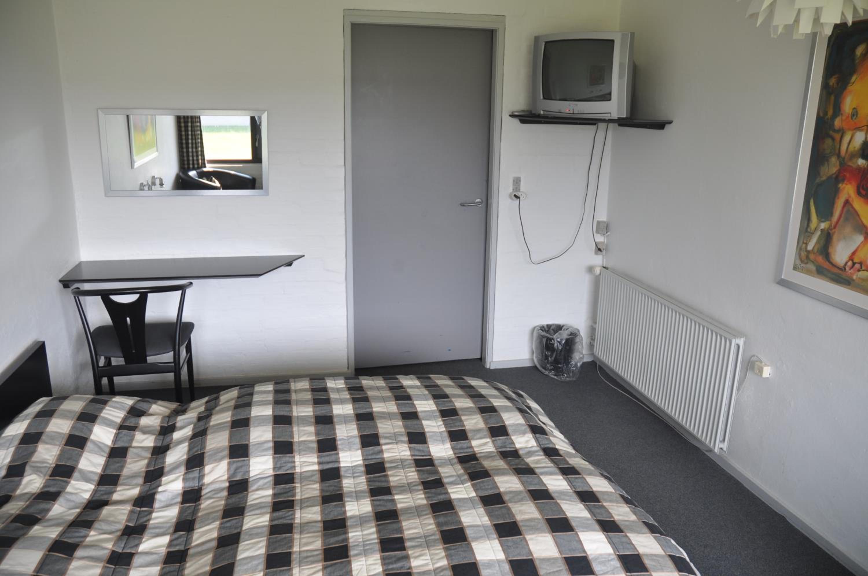 Double or Twin Room photo 2