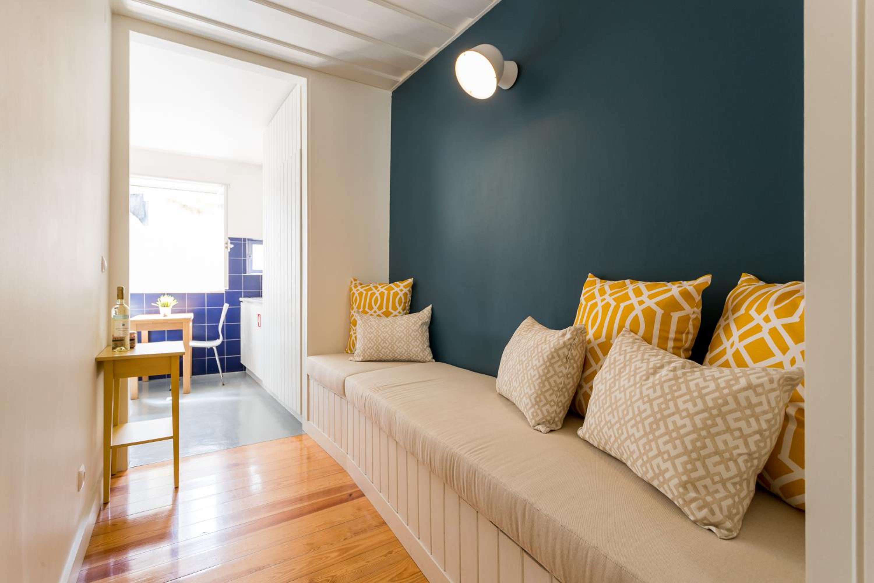 One-Bedroom Apartment - Photo 4