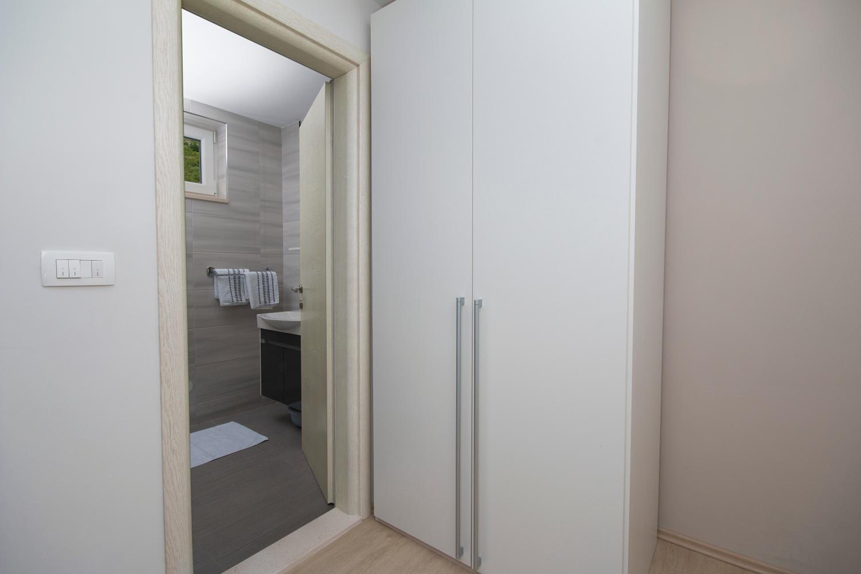 Apartment with Sea View photo 3