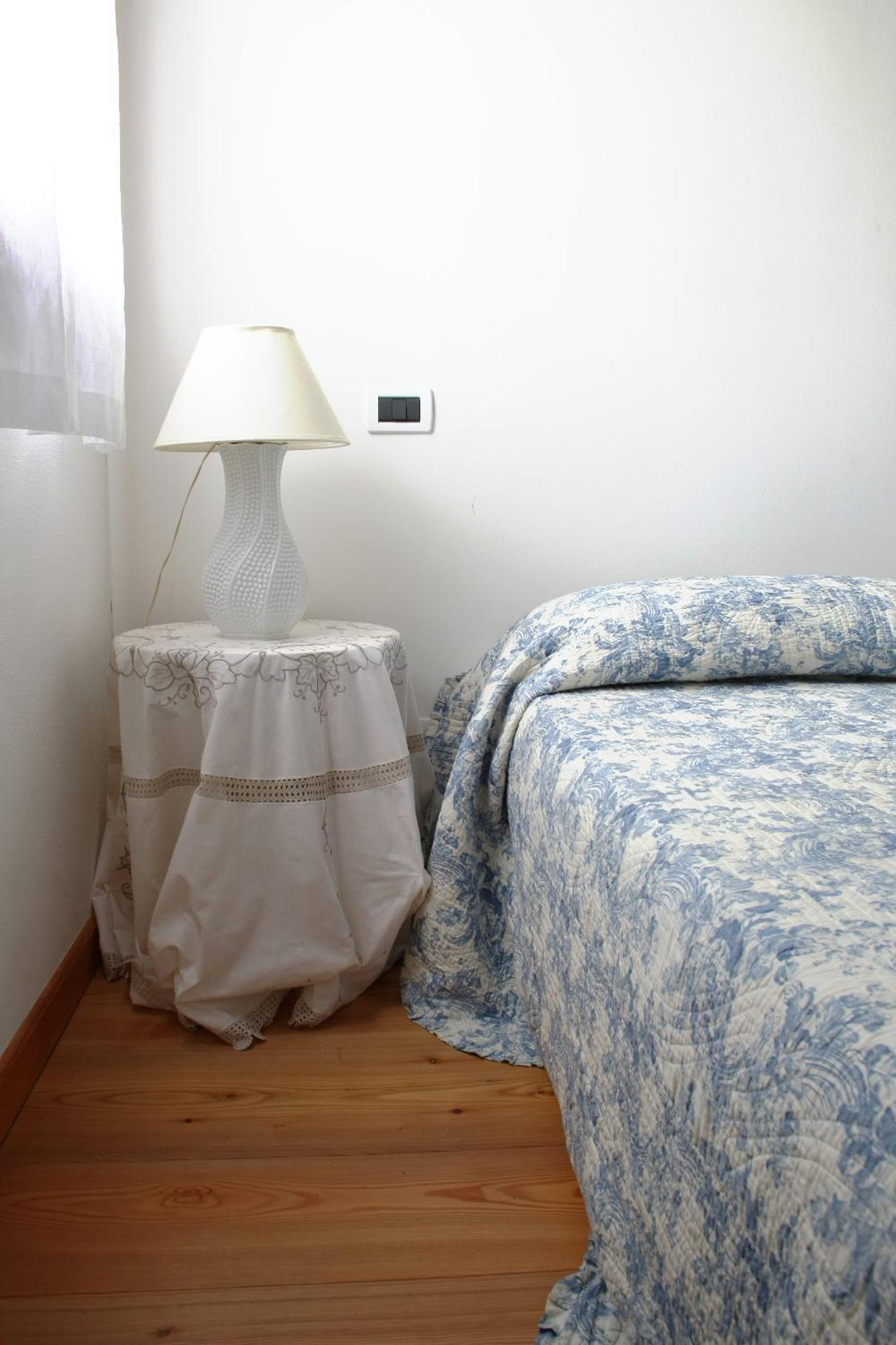 One-Bedroom Apartment photo 3