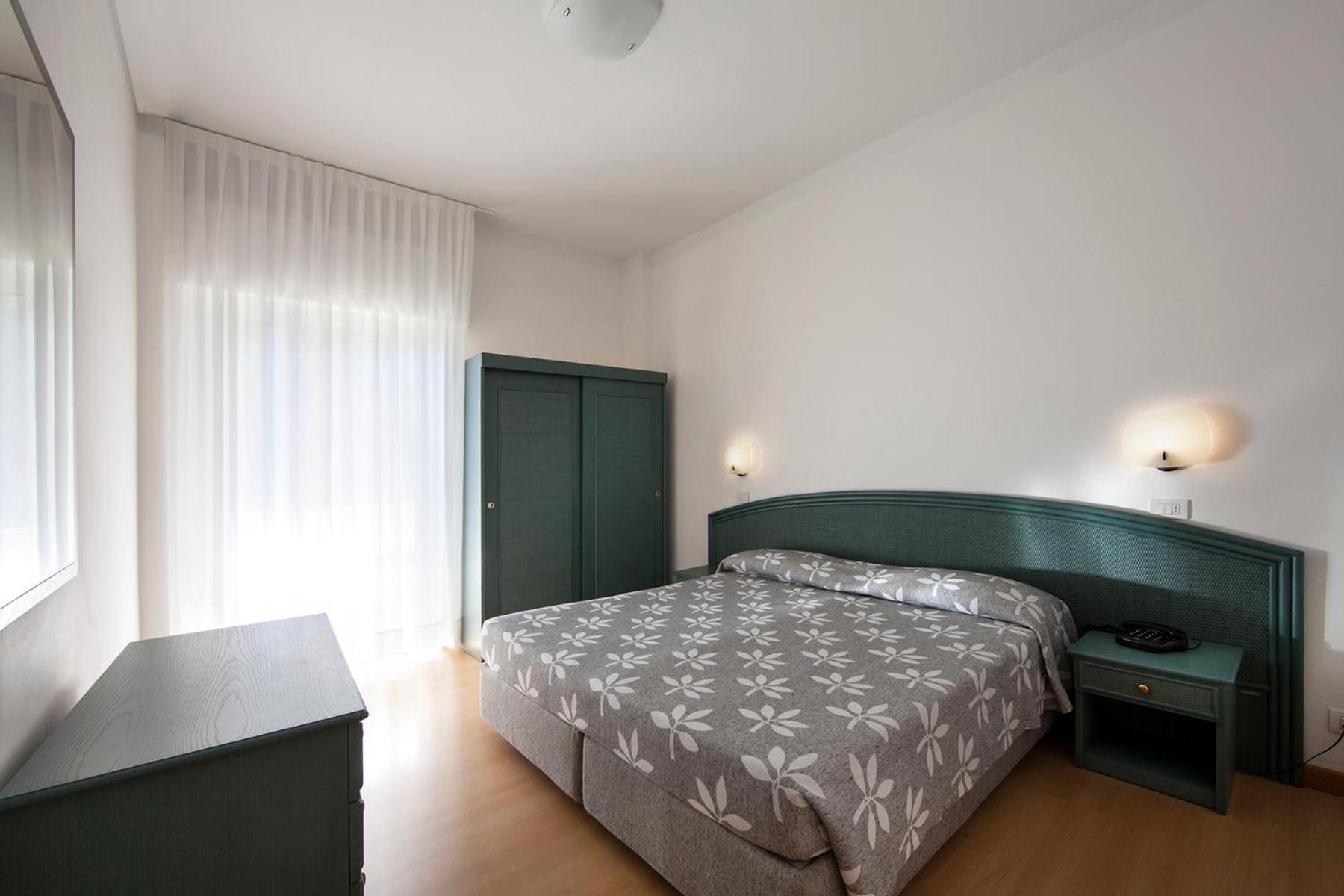 Apartment (4 Adults) photo 2