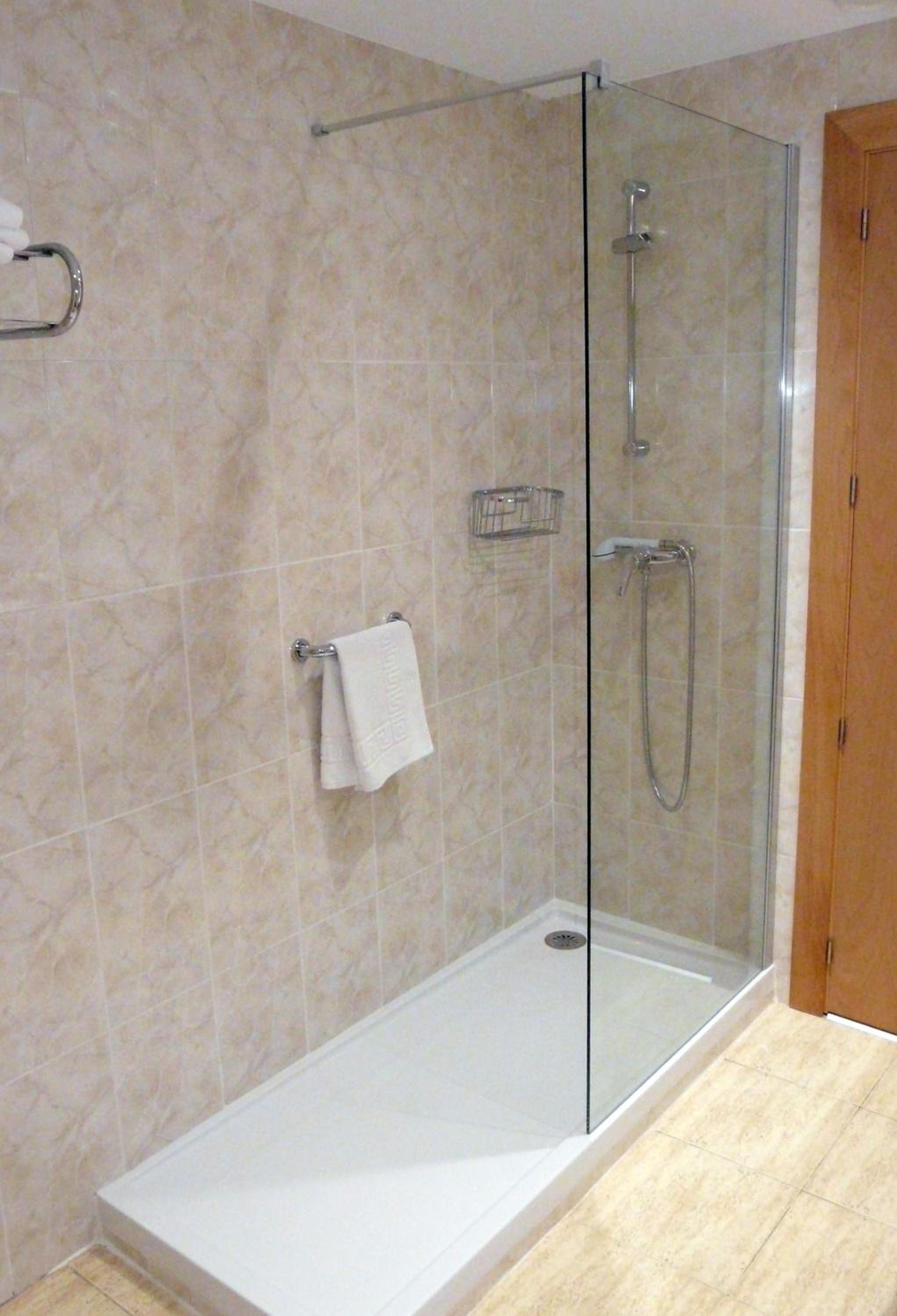 Double or Twin Room with Balcony photo 3