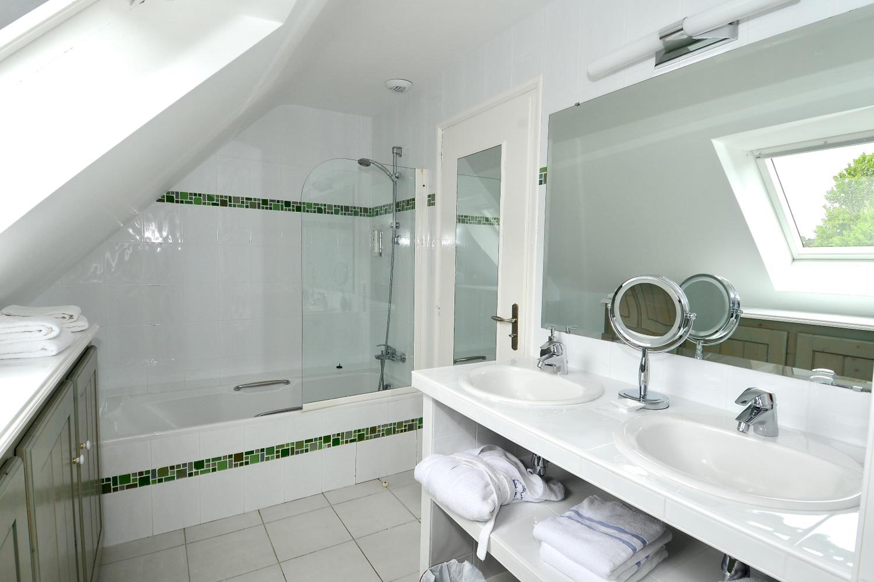 Superior Double Room - Photo 4