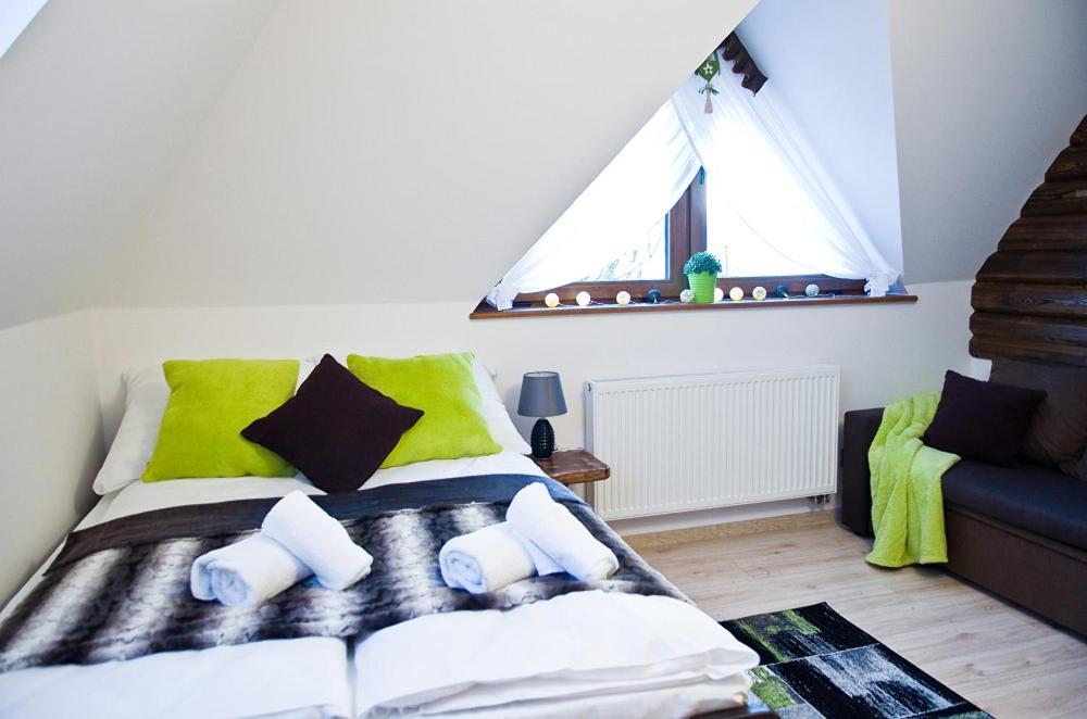 Triple Room with Private Bathroom - Photo 2