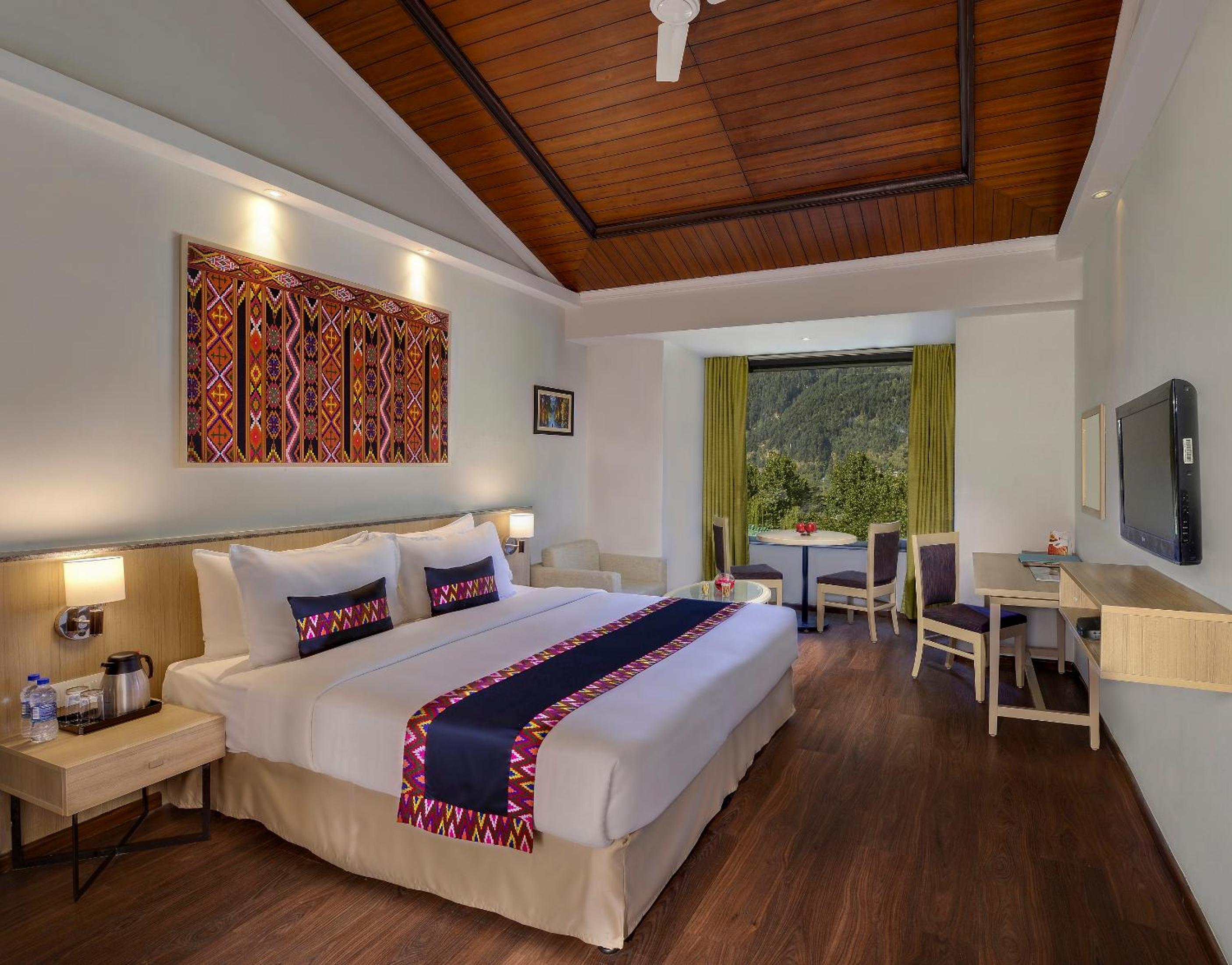 Two Bedroom Family Room with Mountain View photo 1