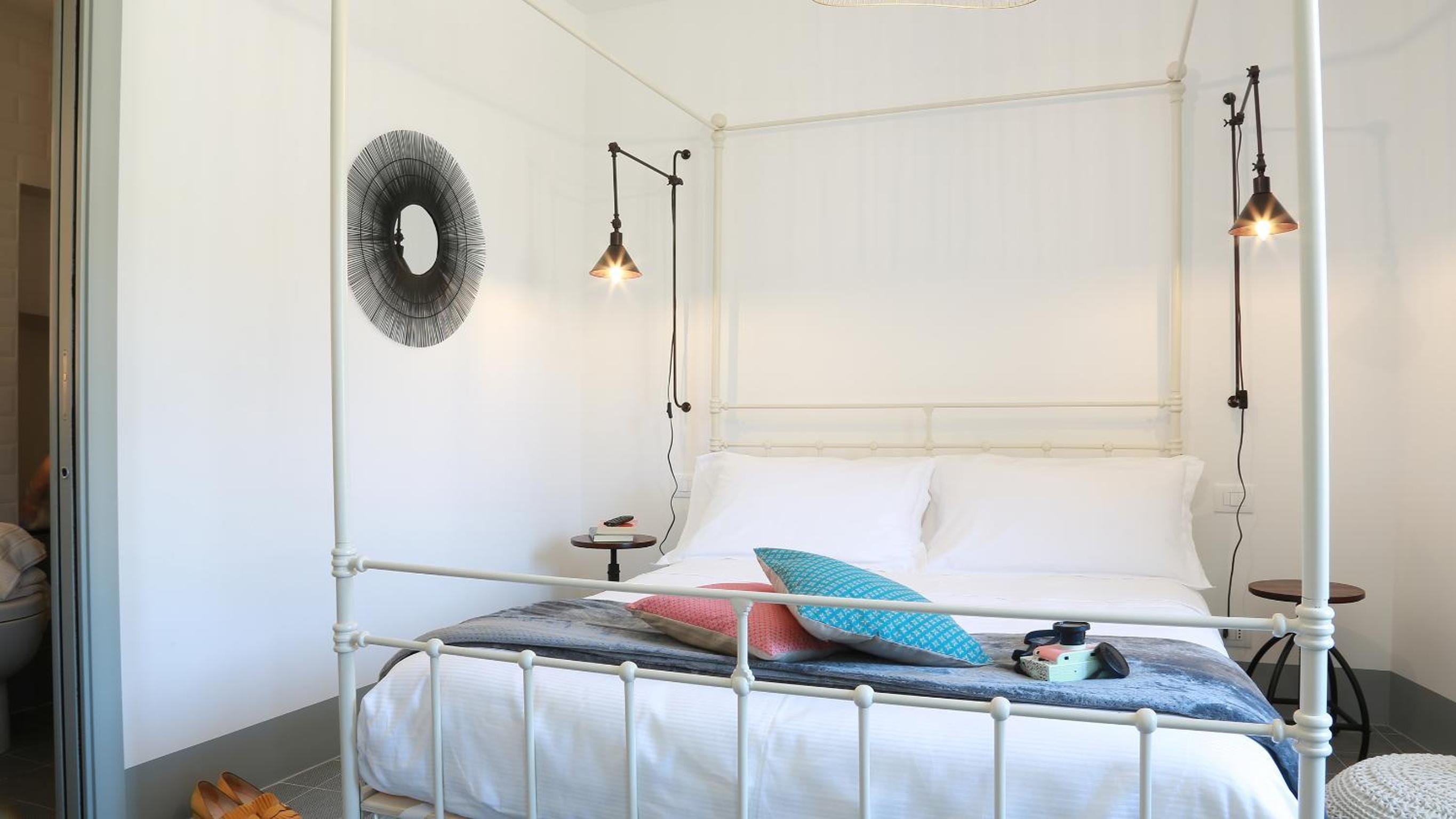 Deluxe King Room photo 3