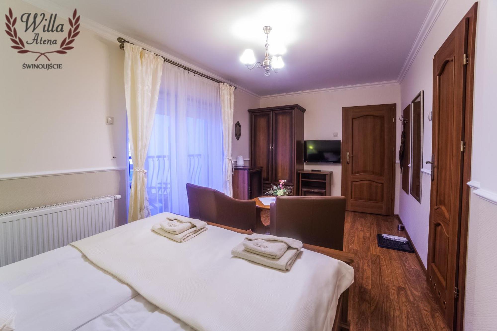 Double Room - Photo 7