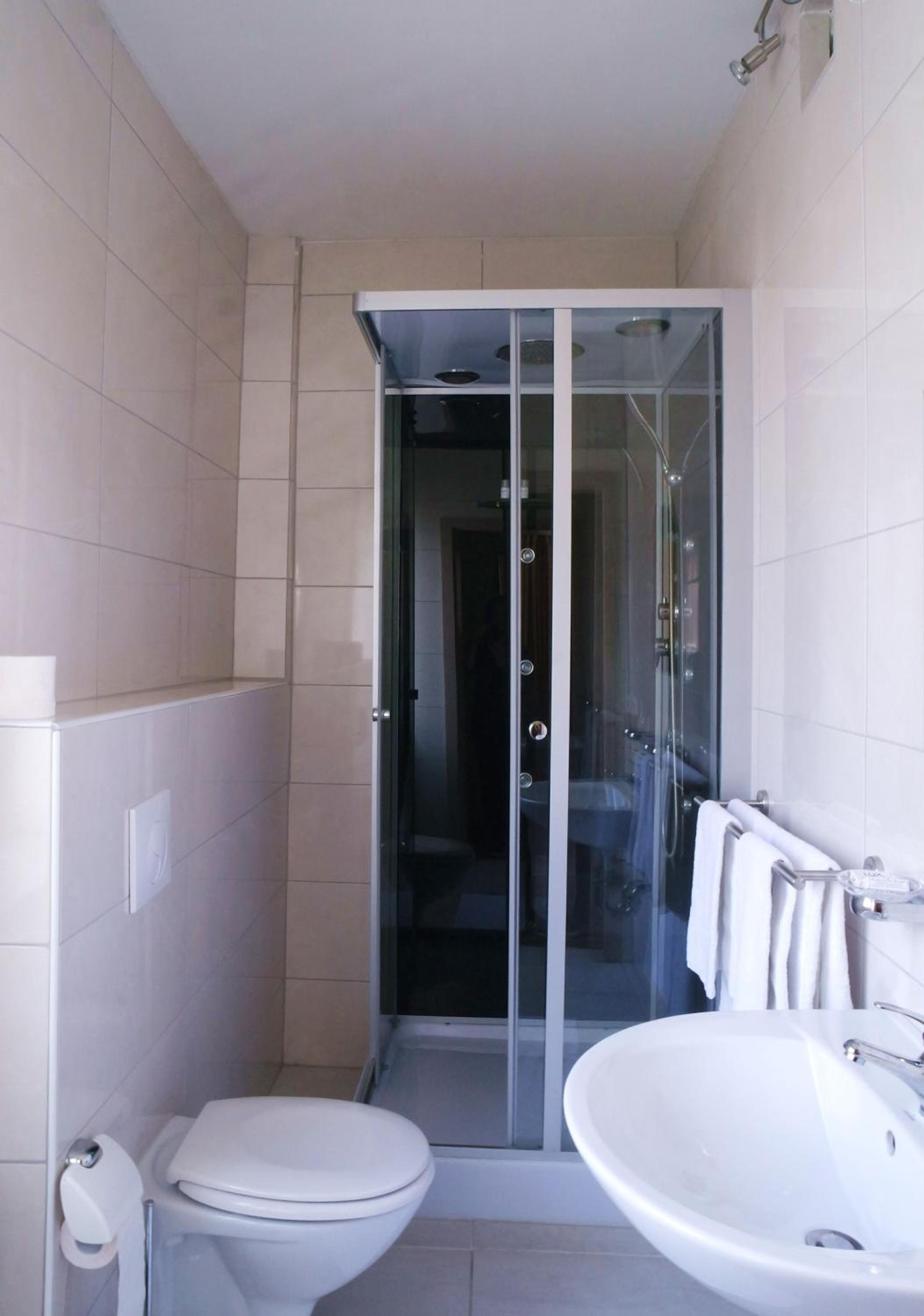 Deluxe Double or Twin Room photo 2