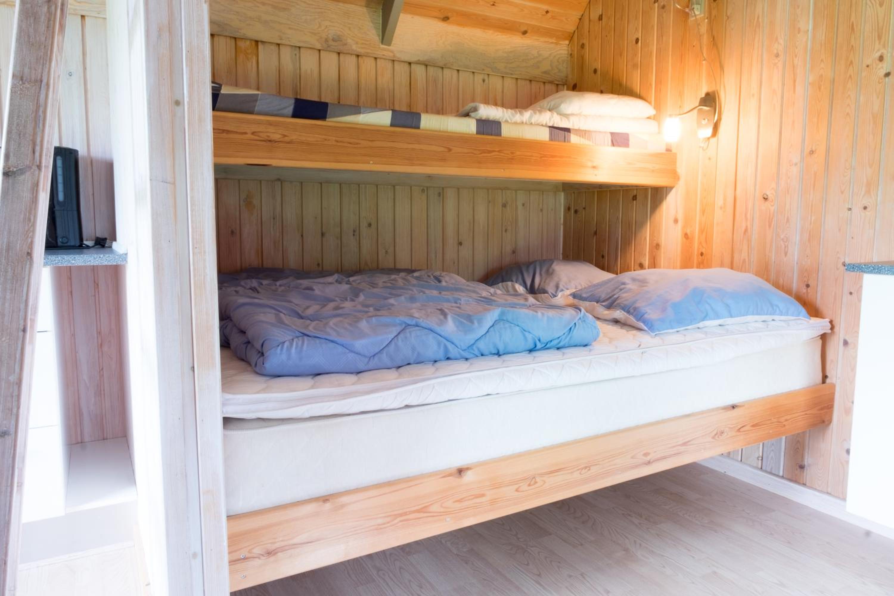 Cottage with Shared Bathroom