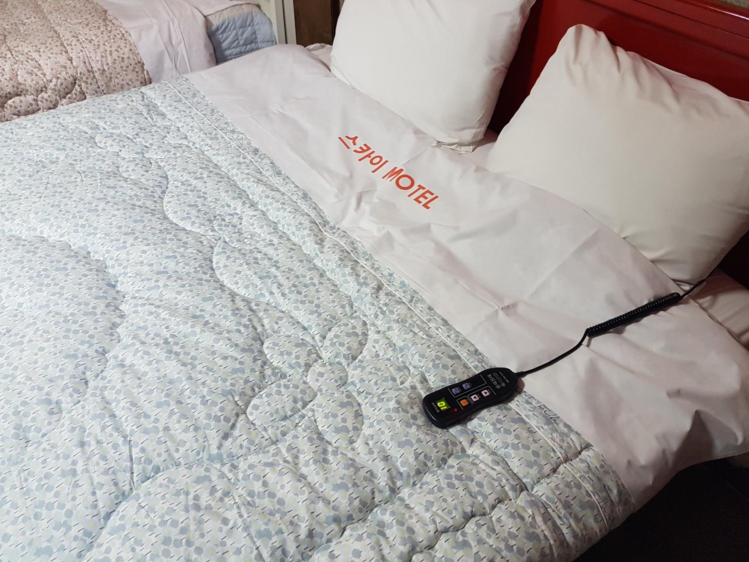 Deluxe Twin Room photo 3