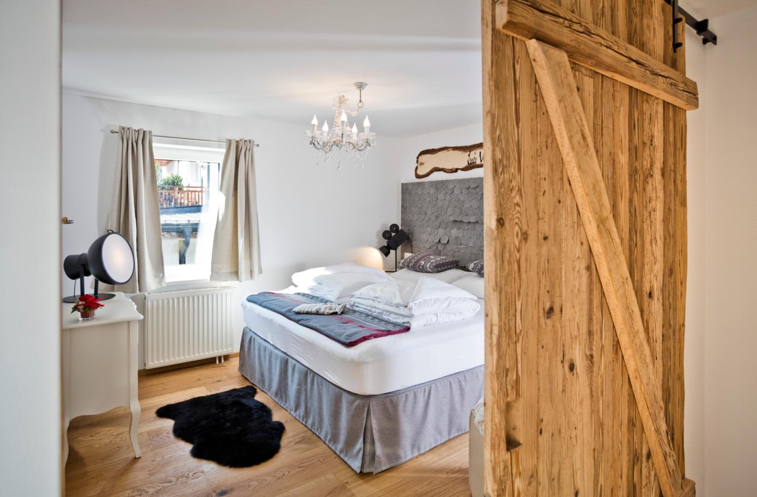 Studio Apartment - Photo 15