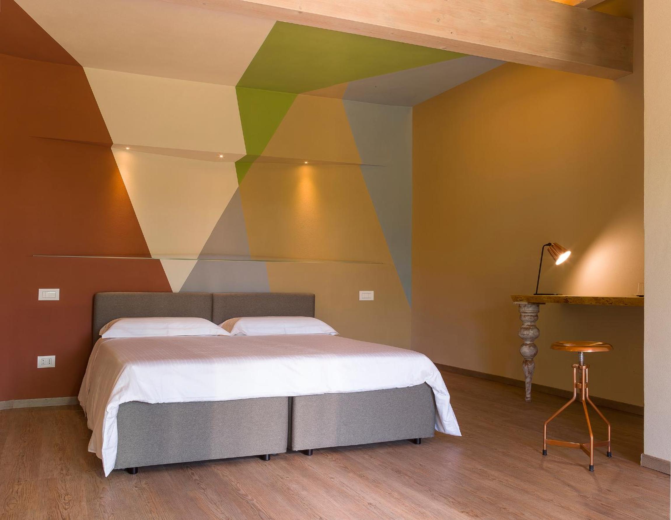 Junior Suite with Garden View - Photo 1