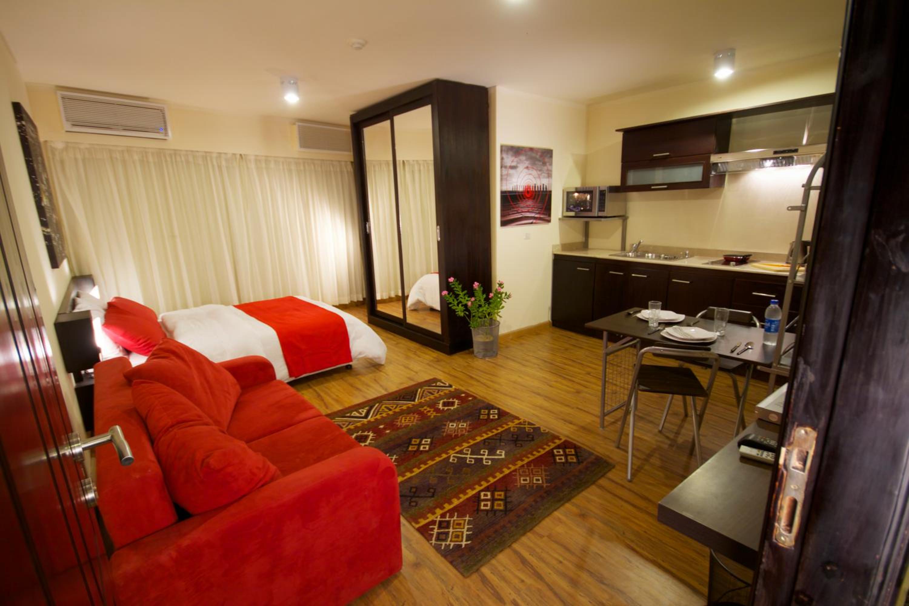 Executive Suite with Kitchenette