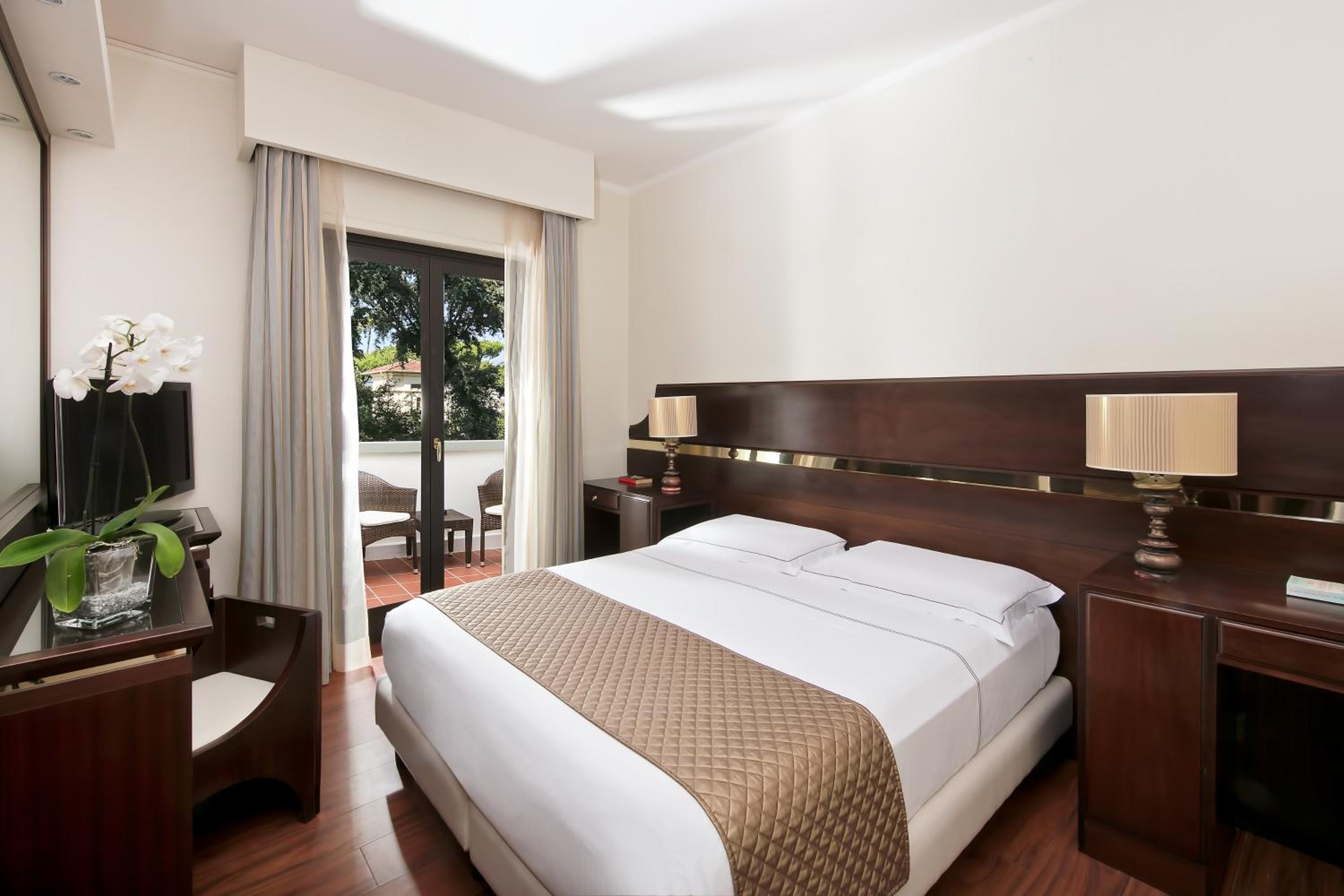 Classic Double or Twin Room photo 1