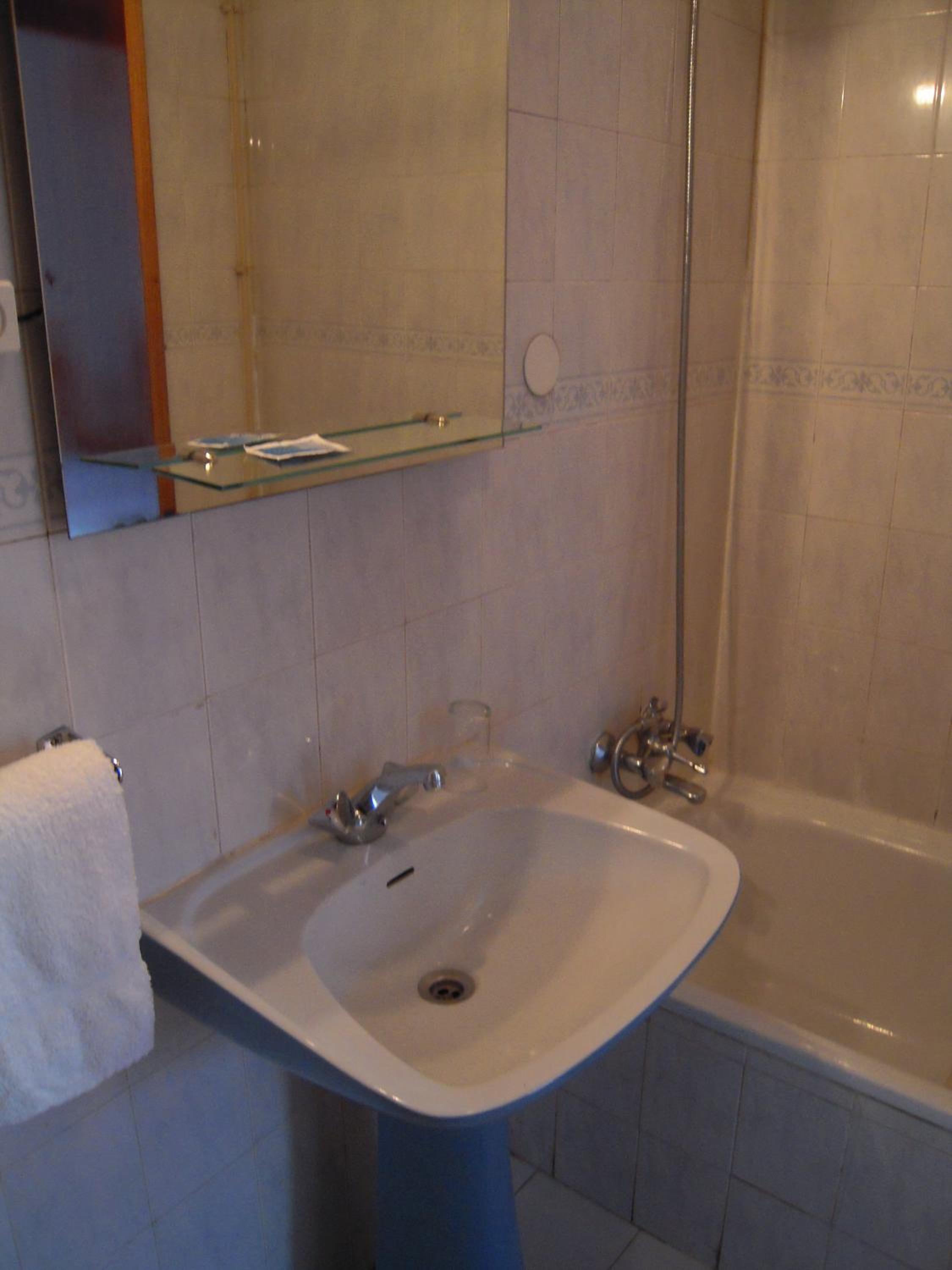 Economic Double or Twin Room - Photo 7