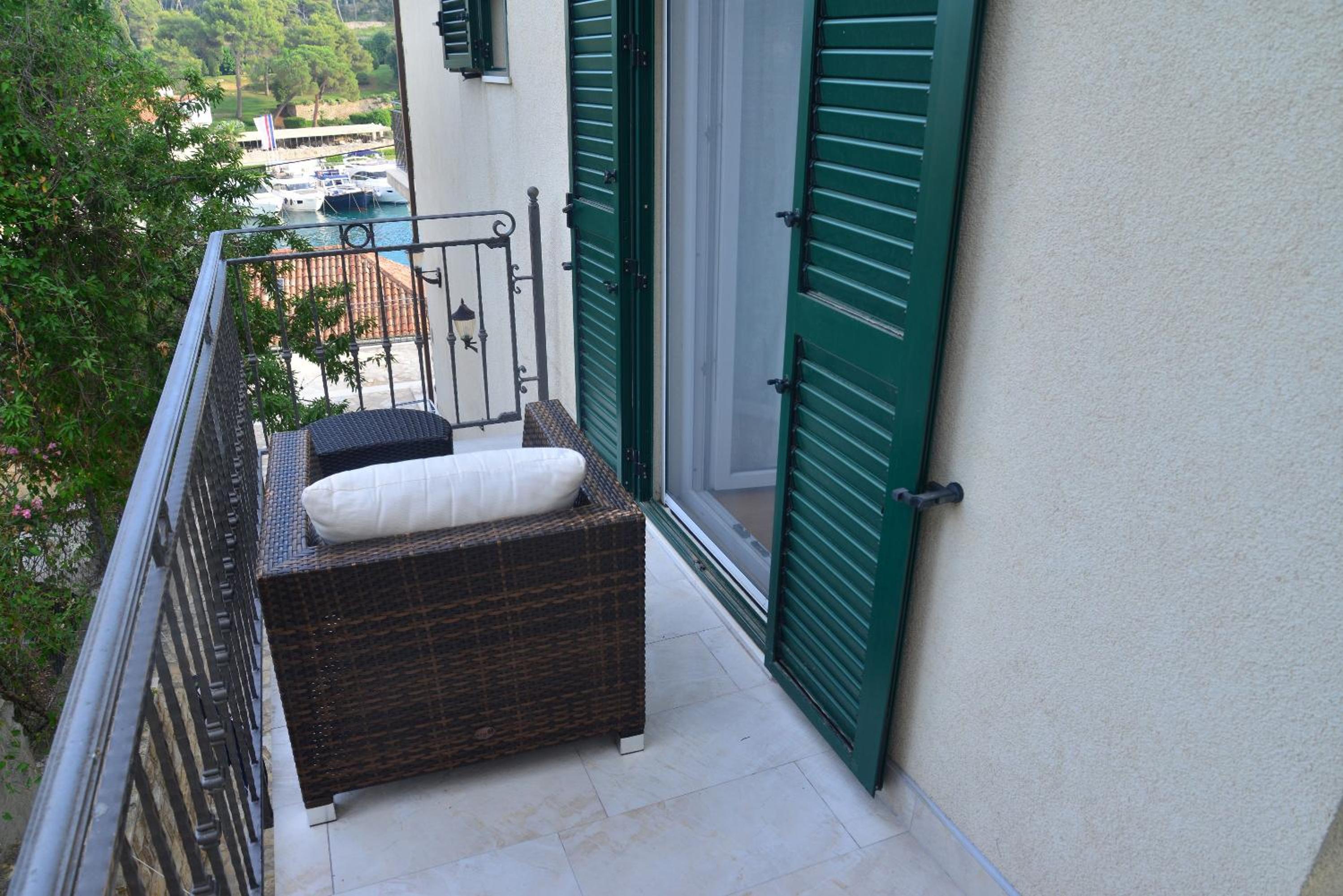 Apartment with Sea View photo 2