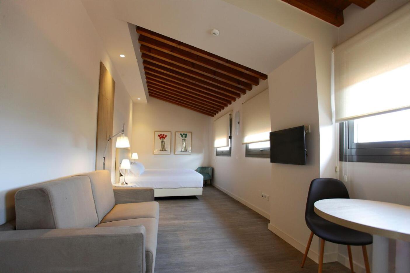 Suite with City View photo 2